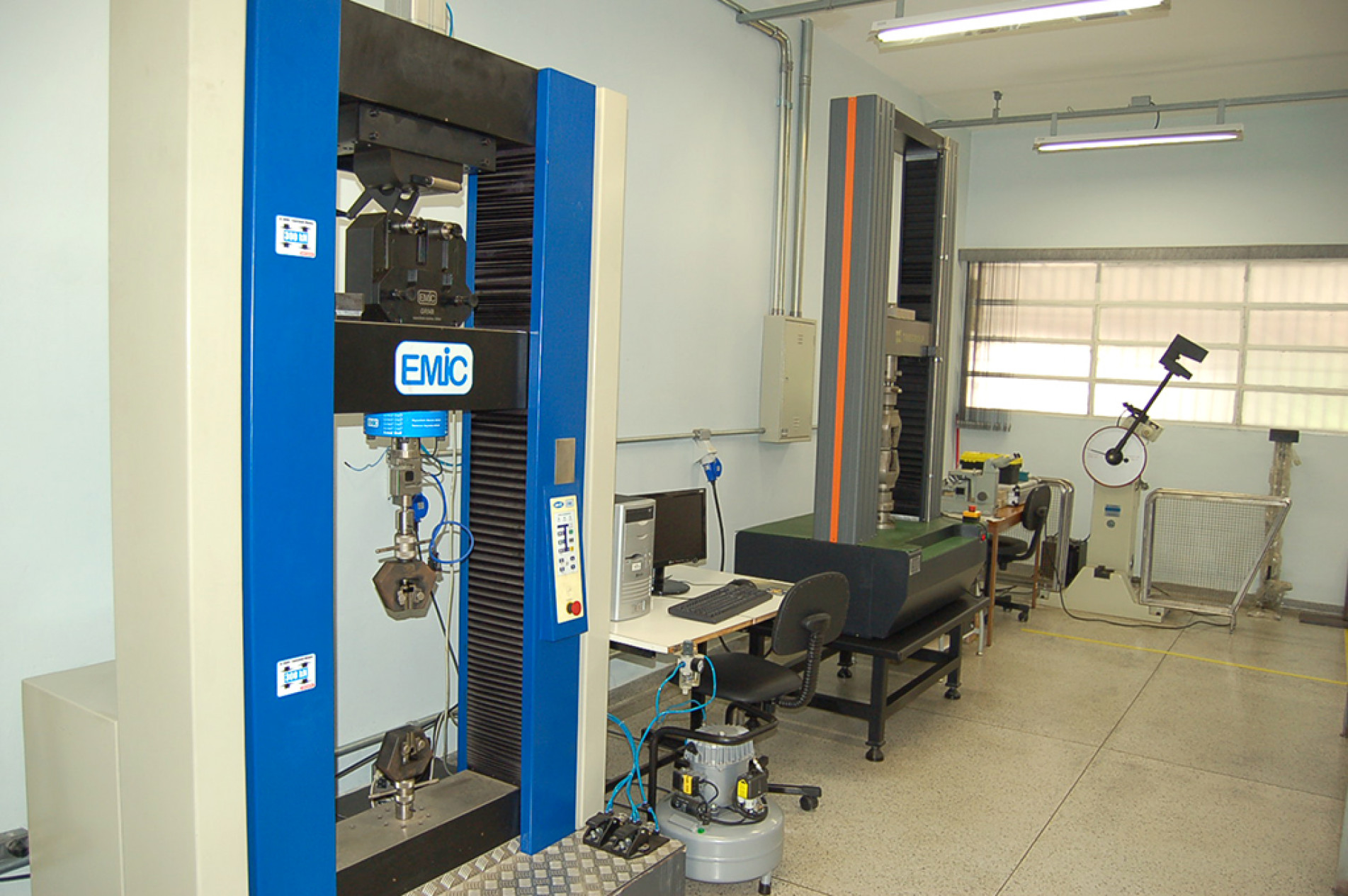 Com três anos de duração, as disciplinas são predominantemente práticas
