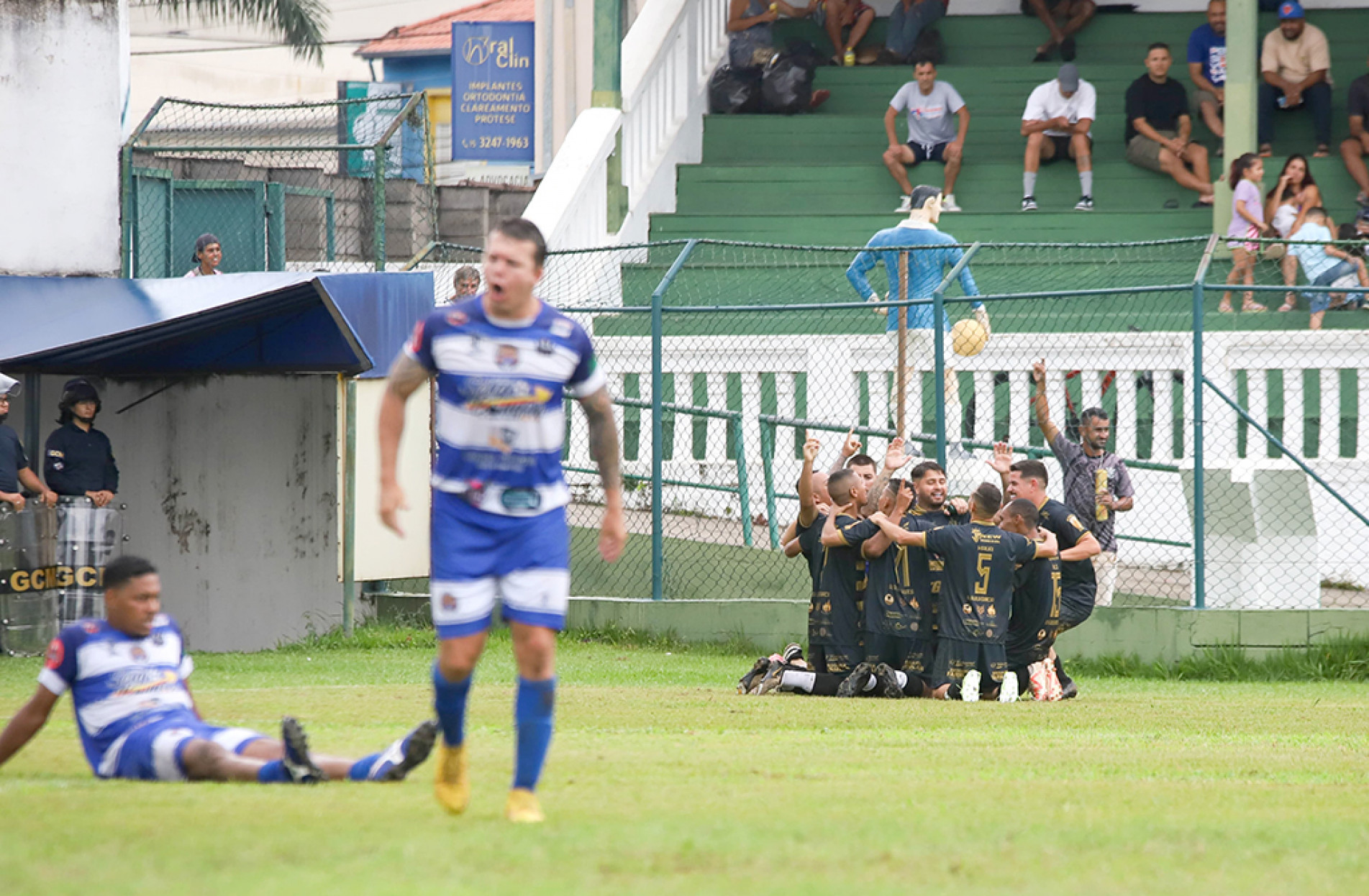 Gol é marcado nos acréscimos do jogo por Joãozinho
