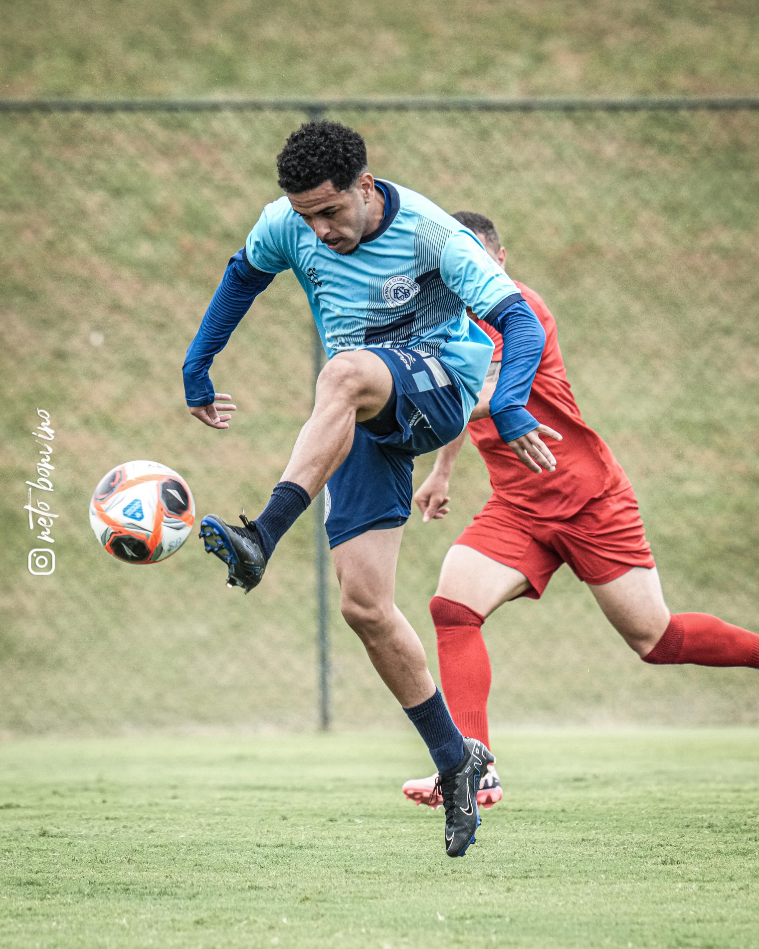 Roberto Fonseca usou todo o elenco disponível mais sete da base