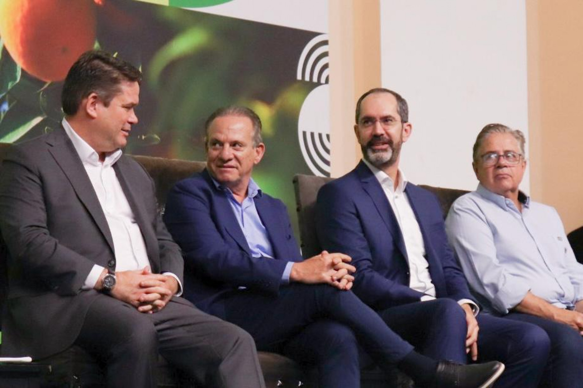 Na imagem: Arthur Lima (chefe da Casa Civil), Jorge Lima (secretário de Desenvolvimento Econômico) e Ricardo Brito (presidente da Desenvolve SP) 
