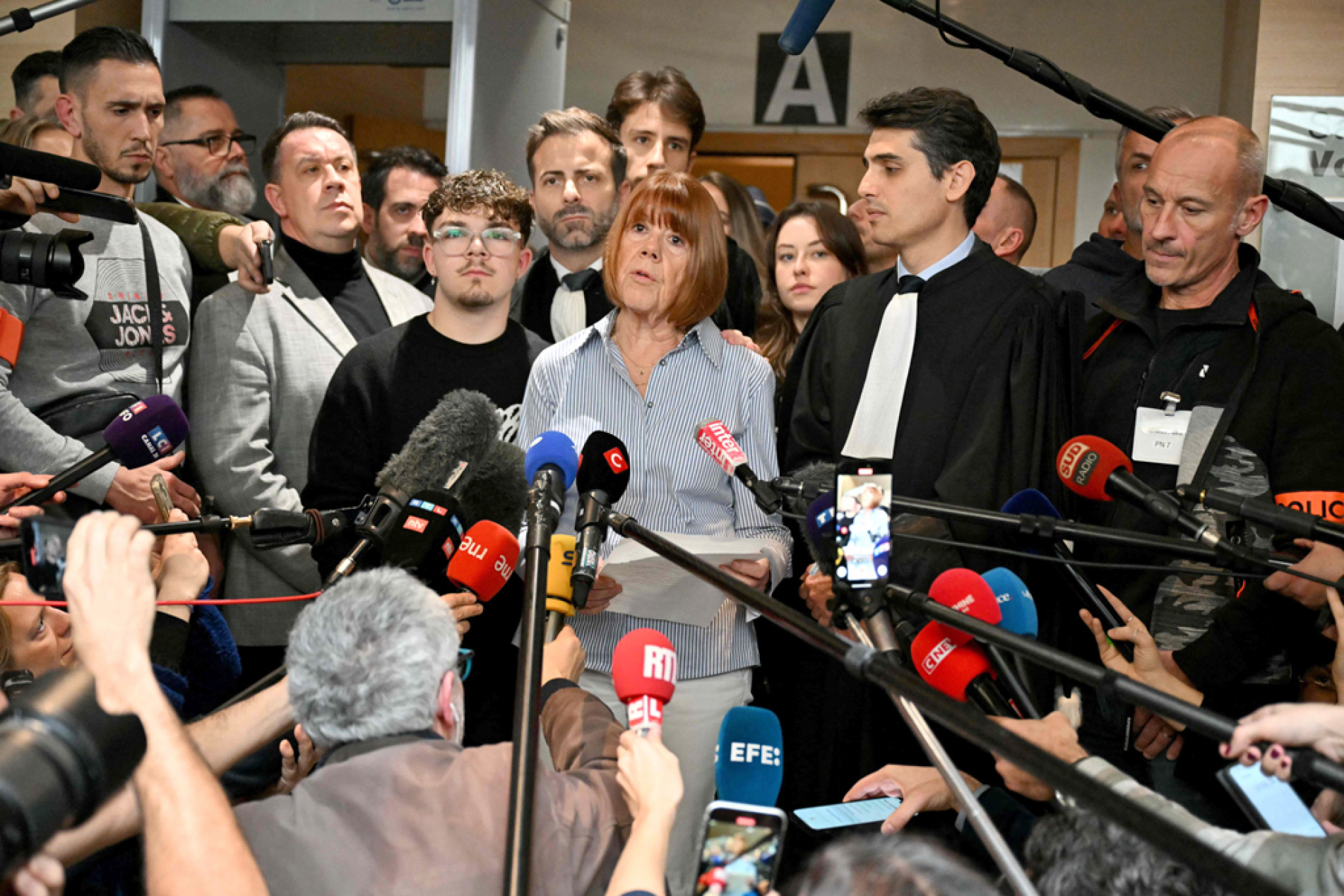 Crimes sofridos por Gisèle, na França, causaram indignação