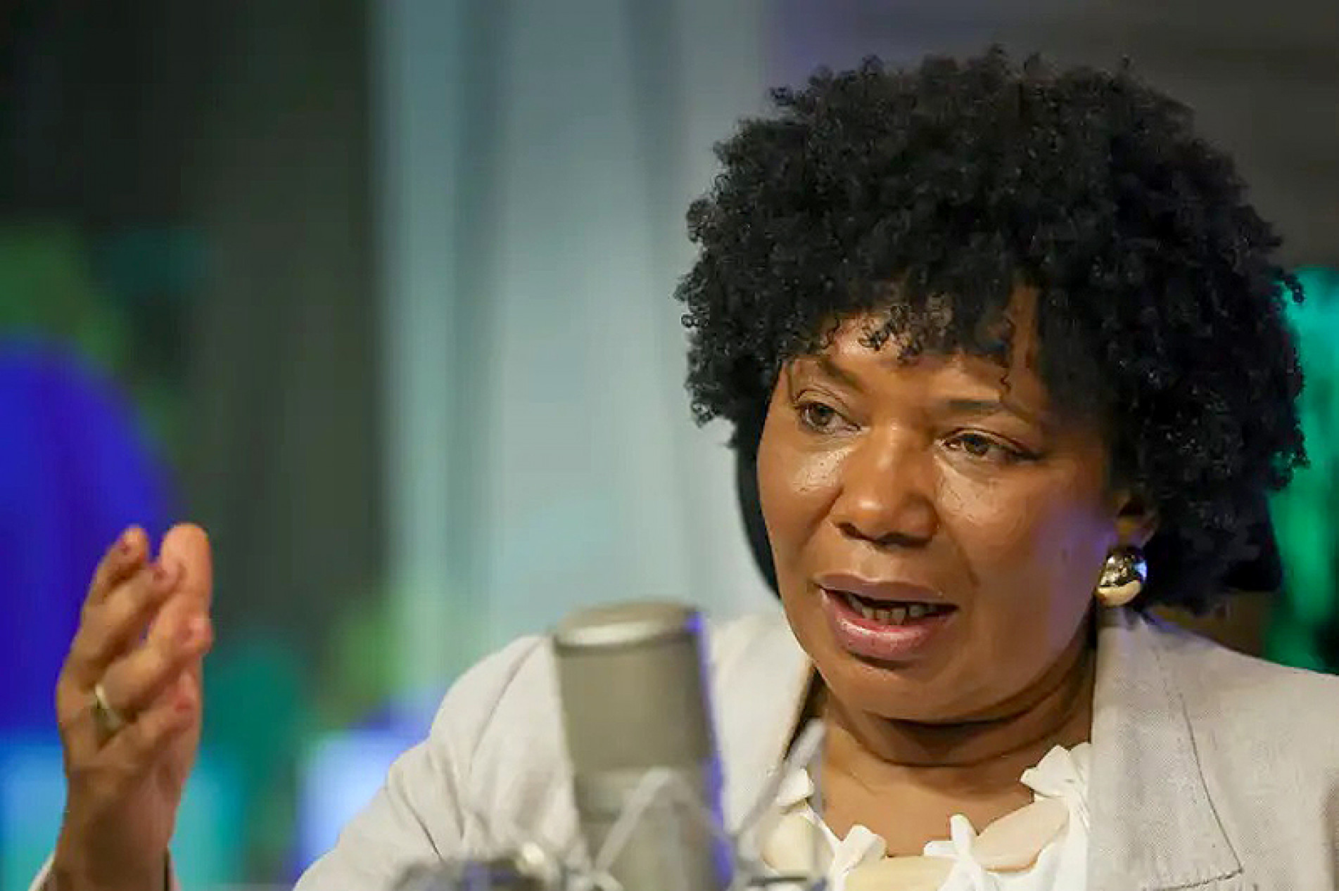 Ministra comemorou a manutenção das verbas
