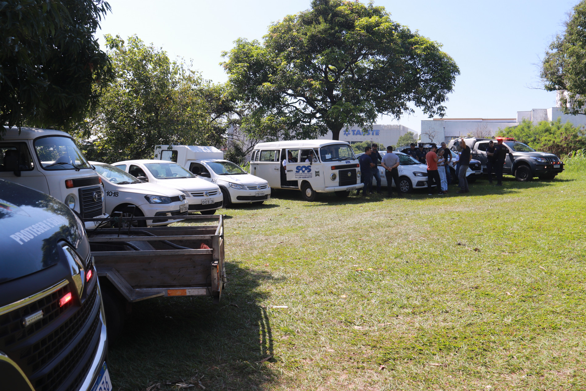 A ação mobilizou 25 viaturas e mais de 50 servidores públicos para realizar averiguações, coibir a criminalidade e eventuais irregularidades administrativas, fazer abordagens sociais e o mapeamento de pessoas em situação de rua