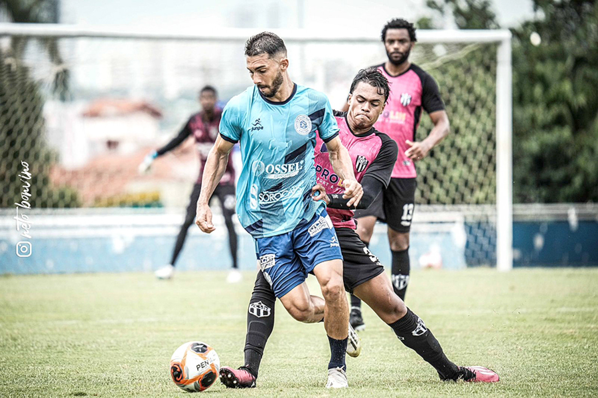 Amistoso foi disputado em três tempos de 30 minutos cada
