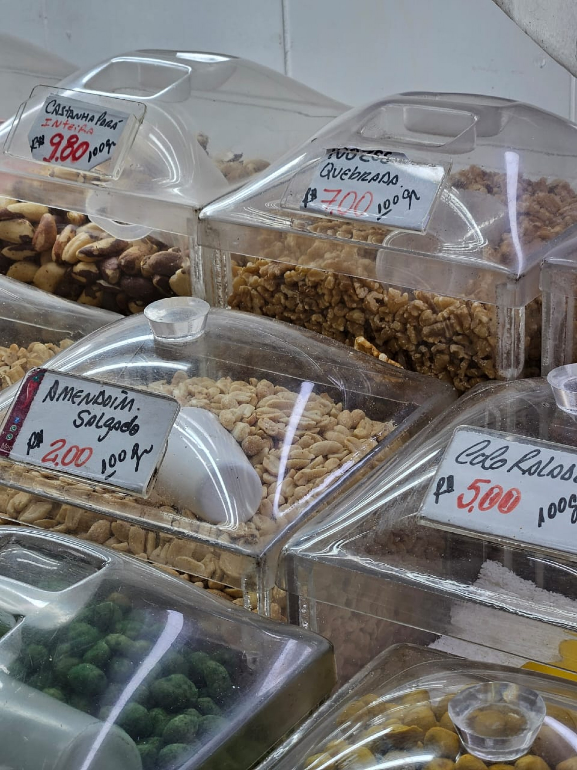 Os produtos oferecidos no Mercado Municipal são variados 