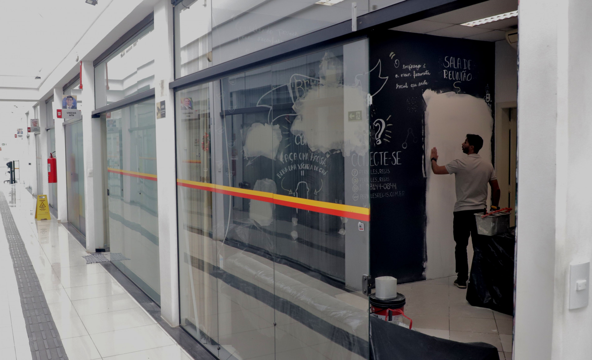 Salas estão em processo de pintura e recebendo alguns ajustes: não há atendimento à população