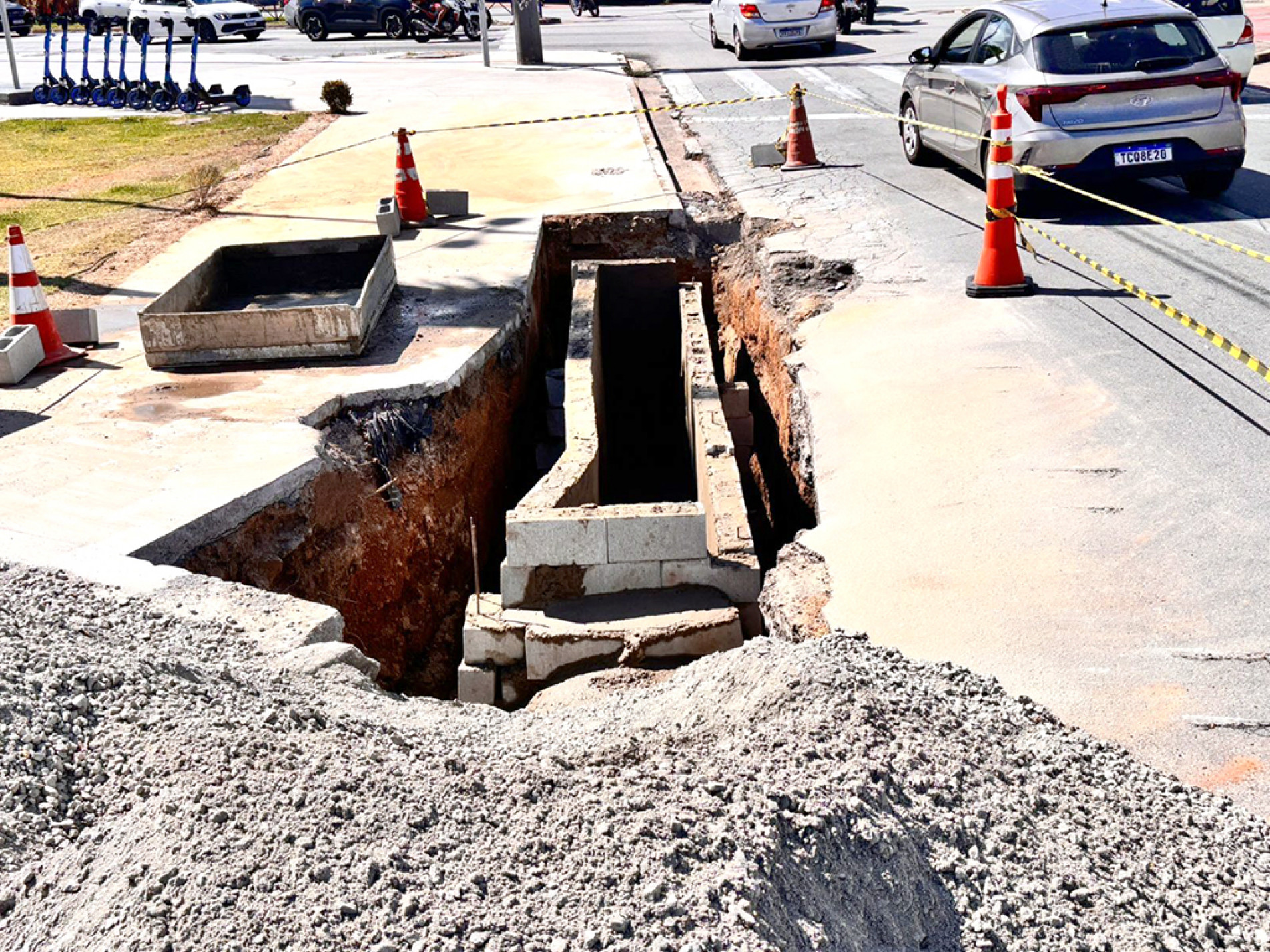 Praça da Bandeira recebe melhorias na microdrenagem: especialista explica o motivo de tantos alagamentos
