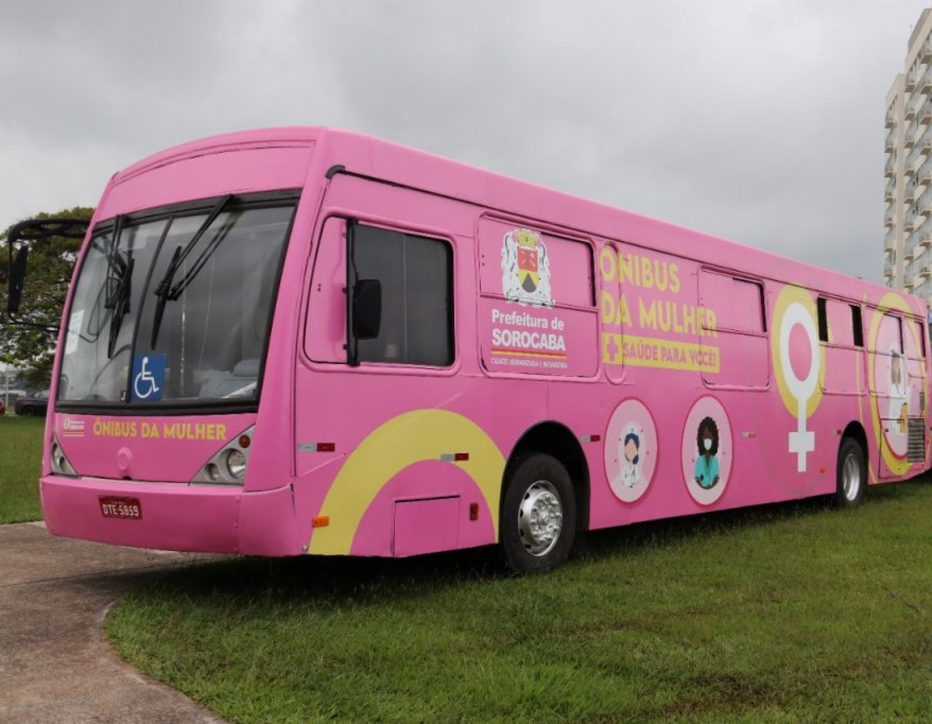 O Ônibus Rosa permanecerá na Policlínica Municipal, localizada na avenida Roberto Símonsen, 987