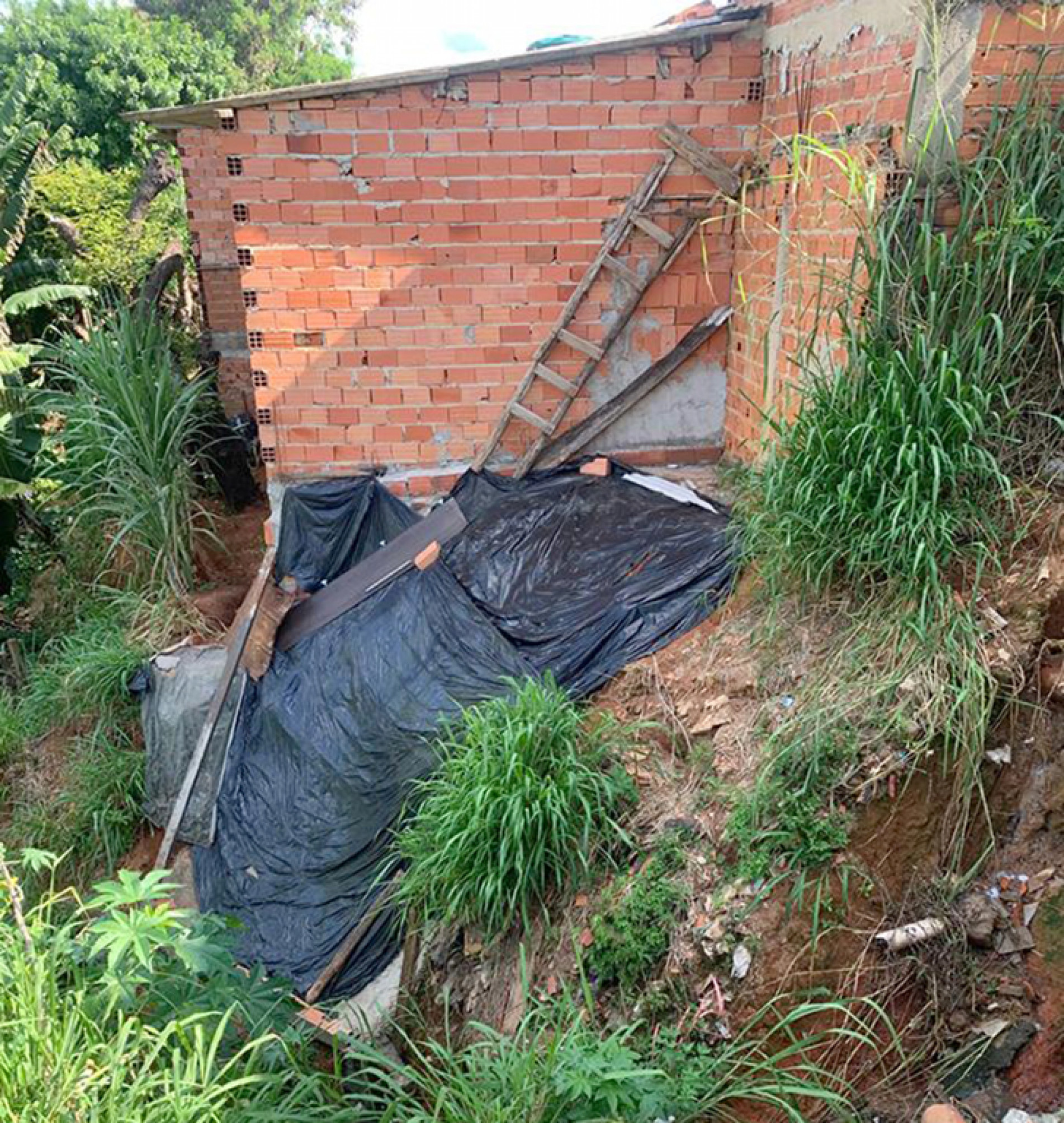 Mesmo com reclamações e protocolos feitos, a situação precária continua