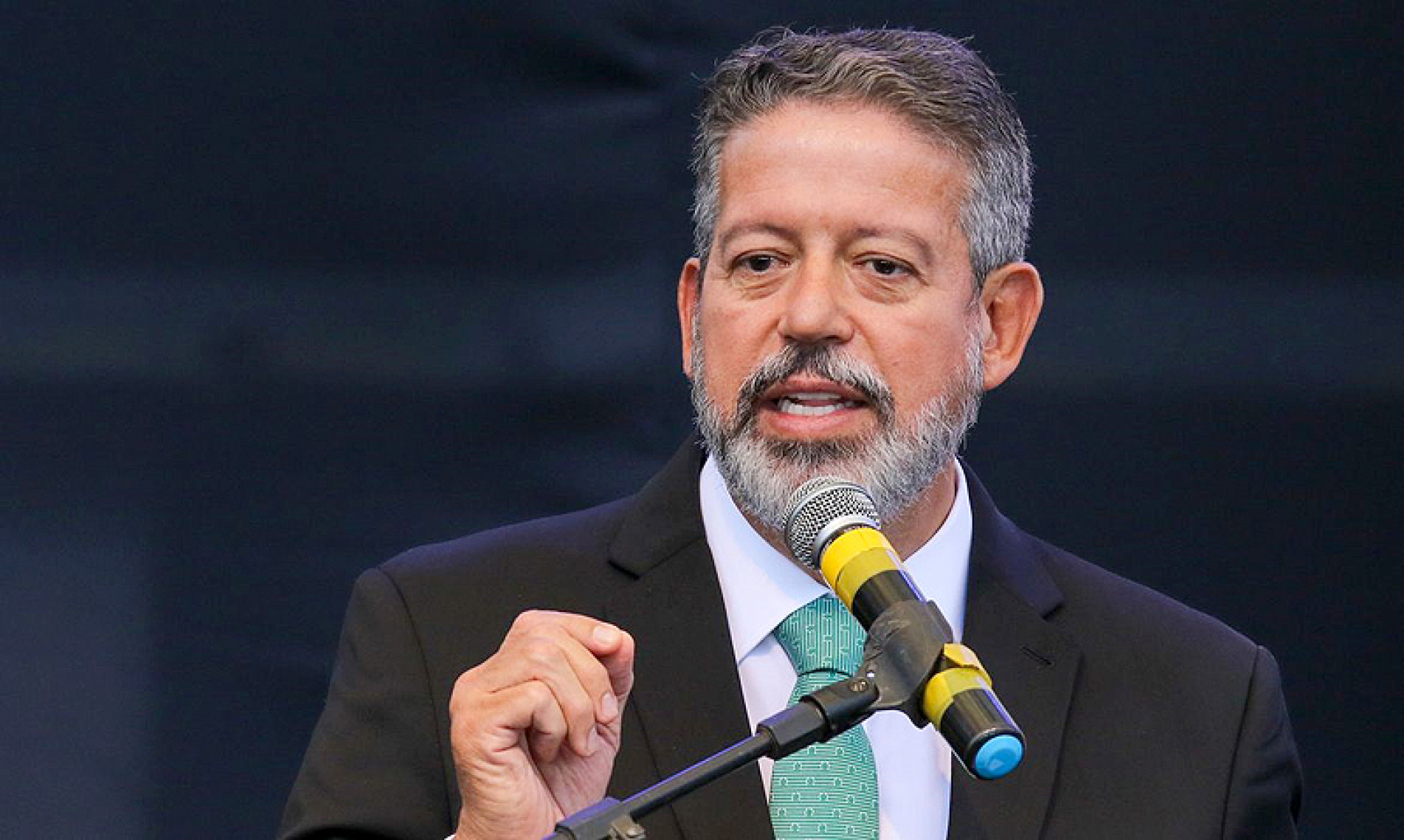 Lira deixa de ser presidente da Câmara de Deputados hoje
