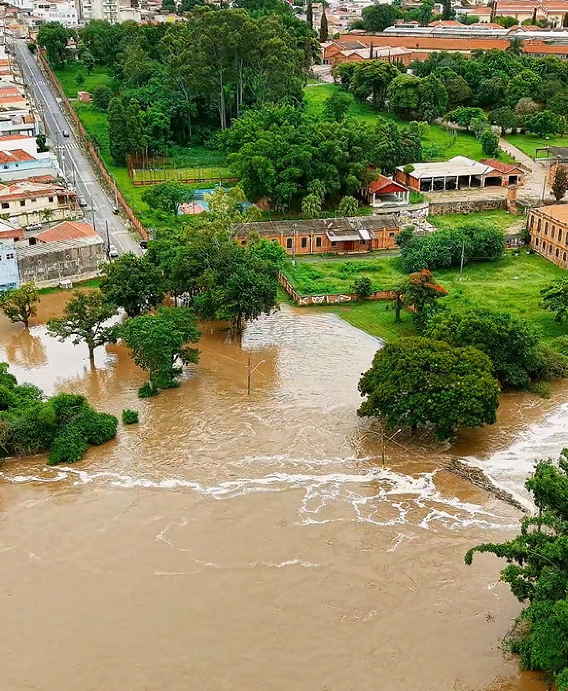  Defesa Civil continua monitorando a situação e prestando suporte aos moradores