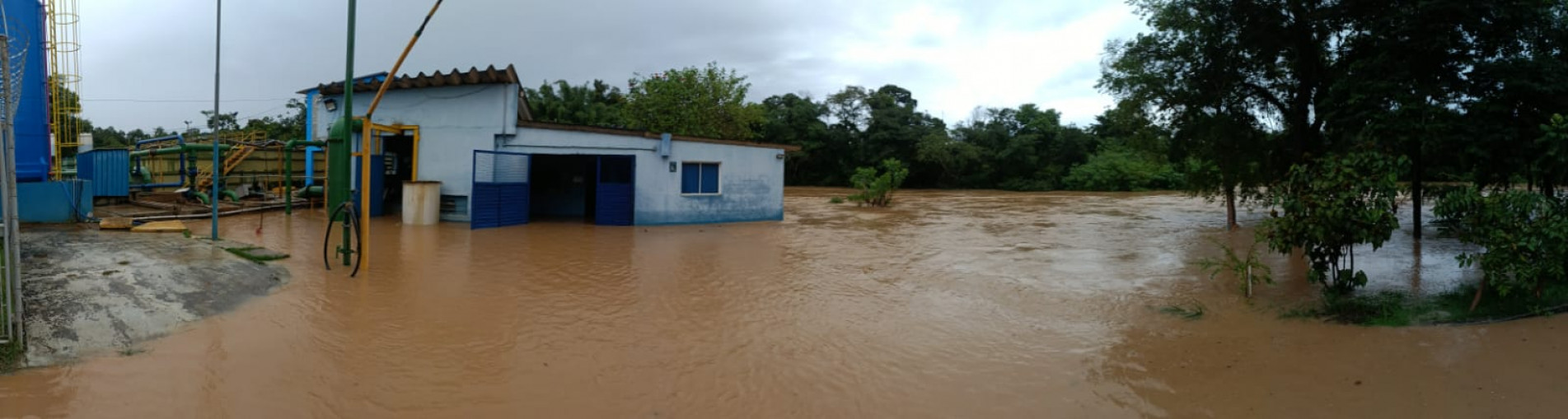 A Estação de Tratamento (Eta) João Jabour precisou ser paralisada, ainda sem previsão de para o restabelecimento do fornecimento de água