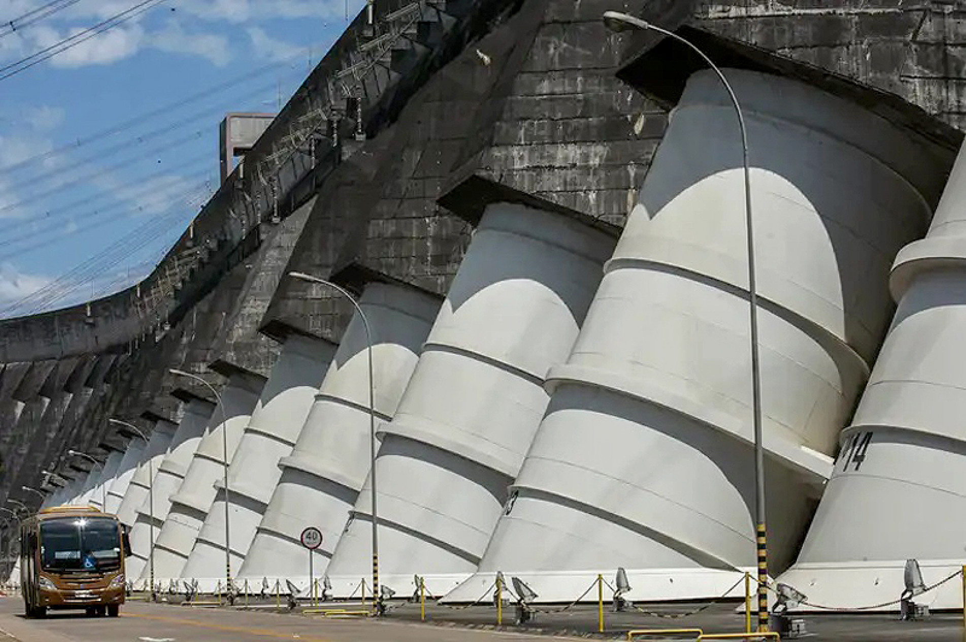 Sem solução sobre hidrelétrica, US$ 120,9 milhões serão empurrados para o consumidor, alerta Aneel
