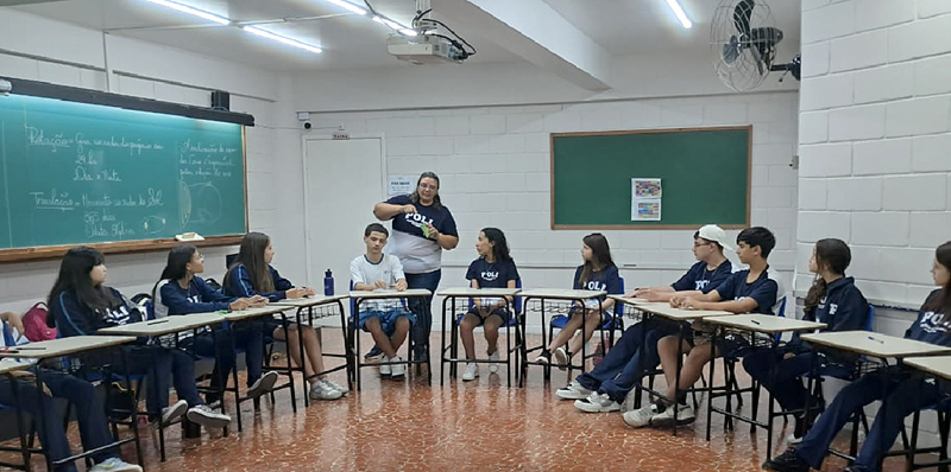 As aulas interativas do Colégio Politécnico, além de estimulantes, 
são importantes para que cada aluno conheça o colega de classe 