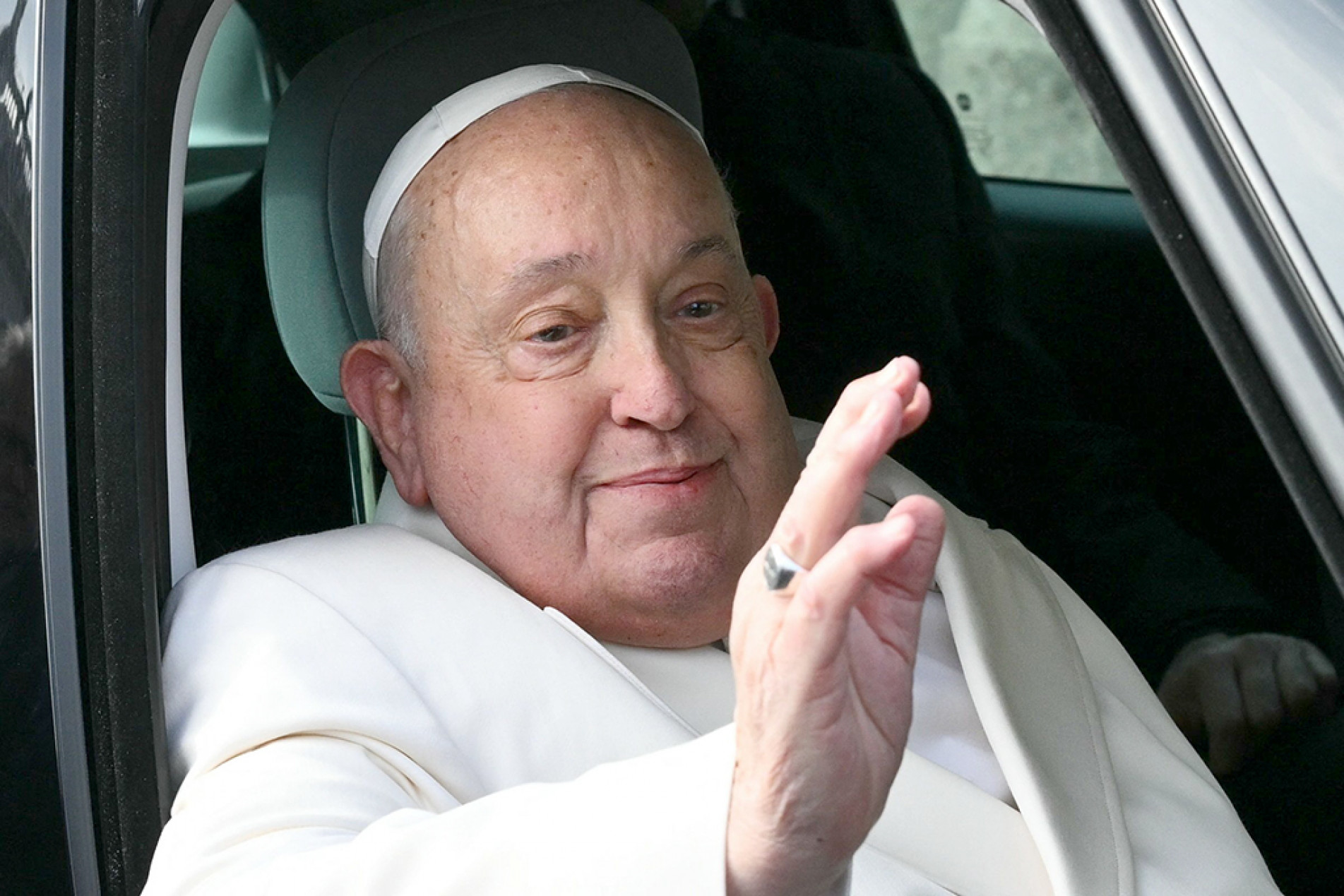 Pontífice está hospitalizado em Roma e mostrava cansaço nas últimas semanas 
