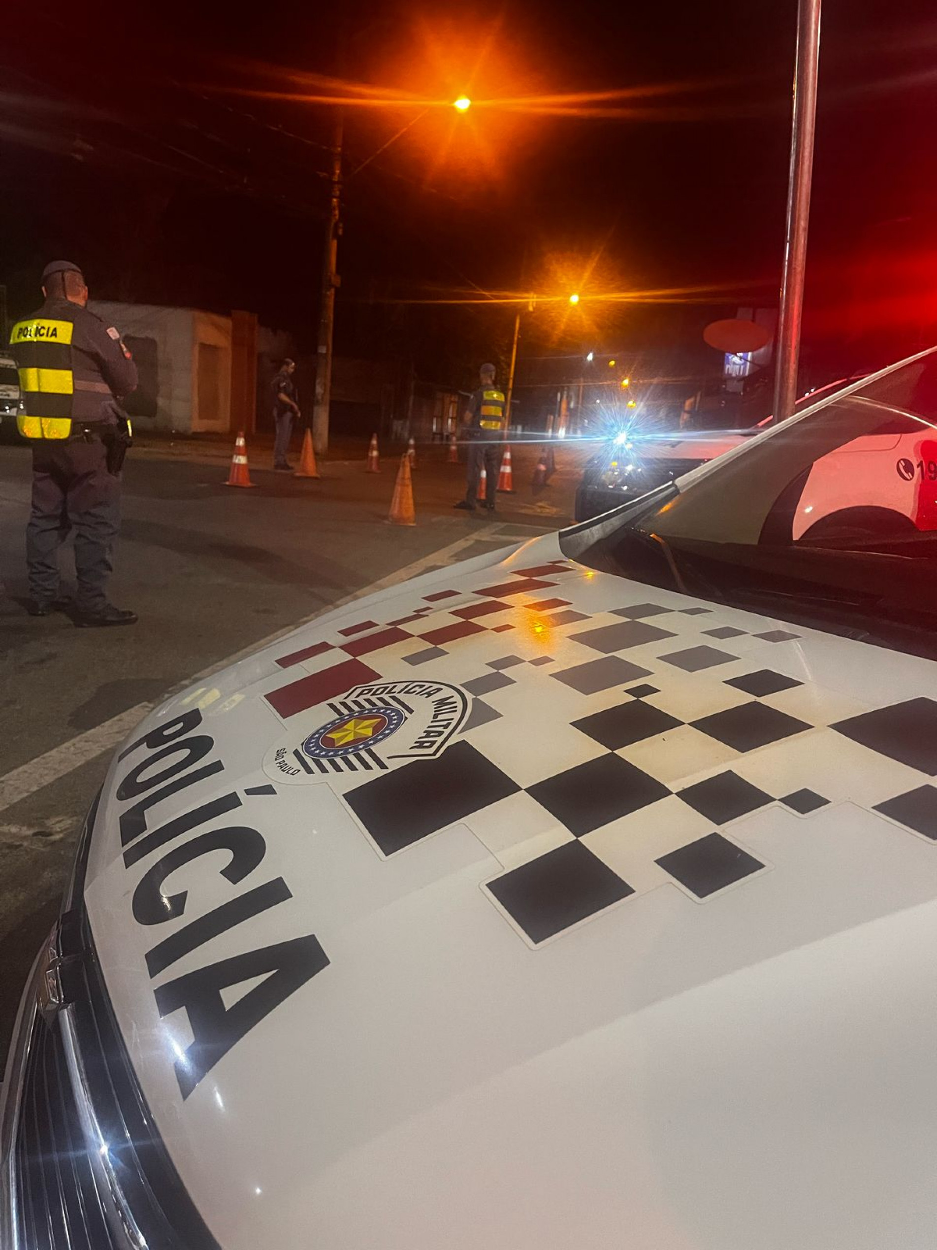 Seis procurados pela justiça foram capturados e mais de 200 motoristas foram fiscalizados