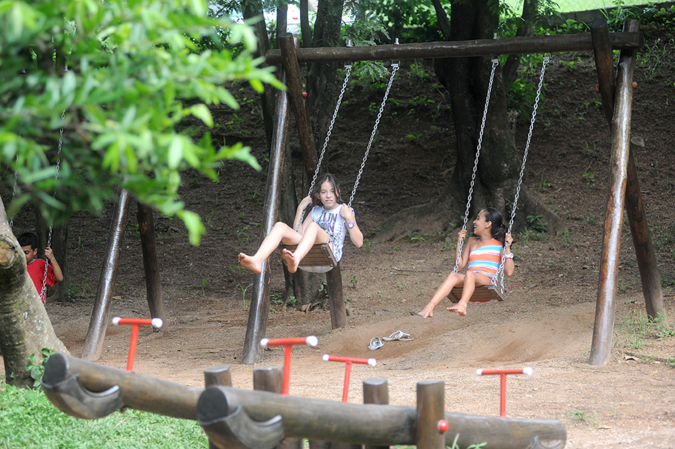 Parques, como o da Biquinha, já têm brinquedos desse tipo
