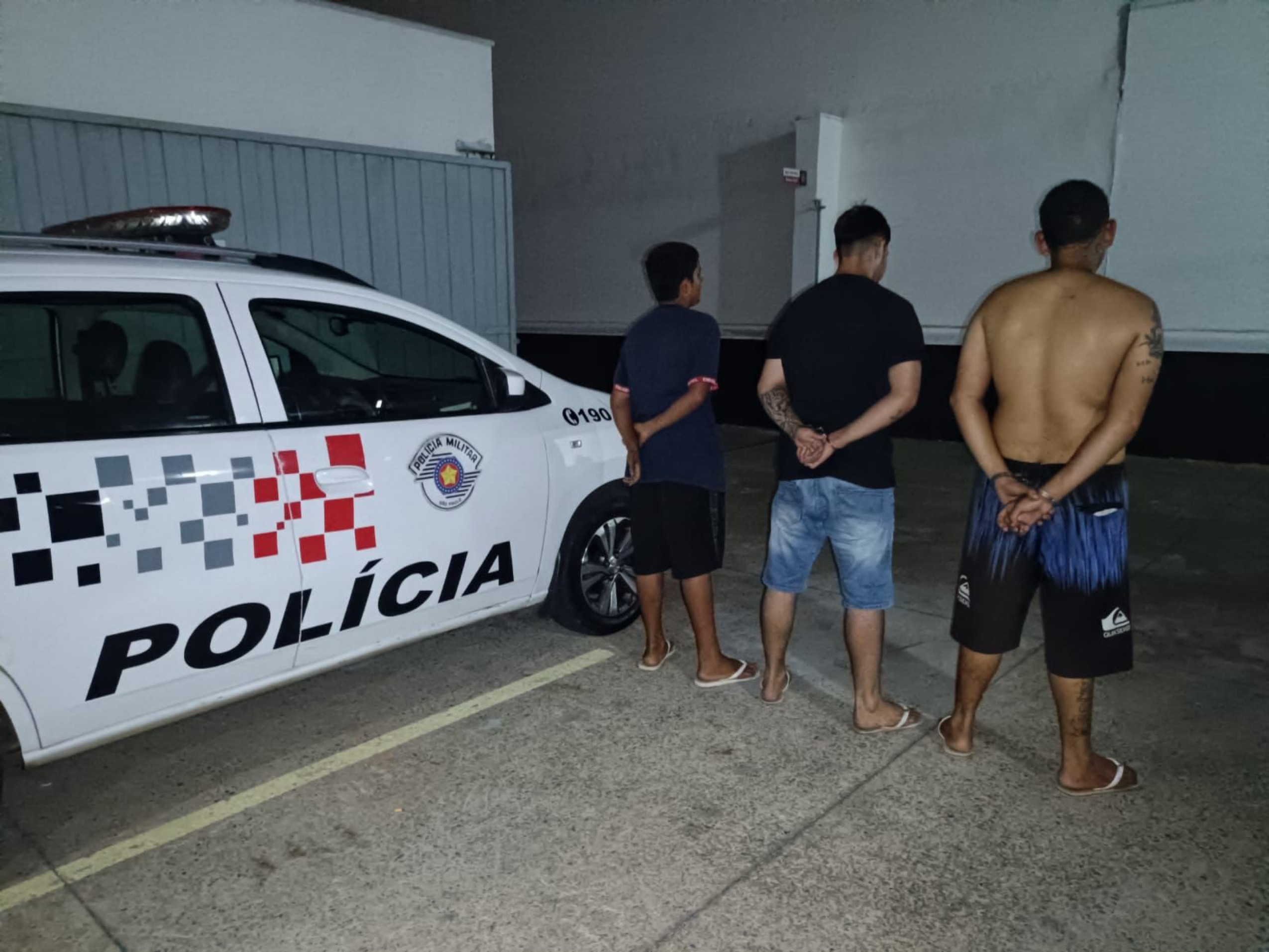A ação ocorreu em diversas regiões da cidade