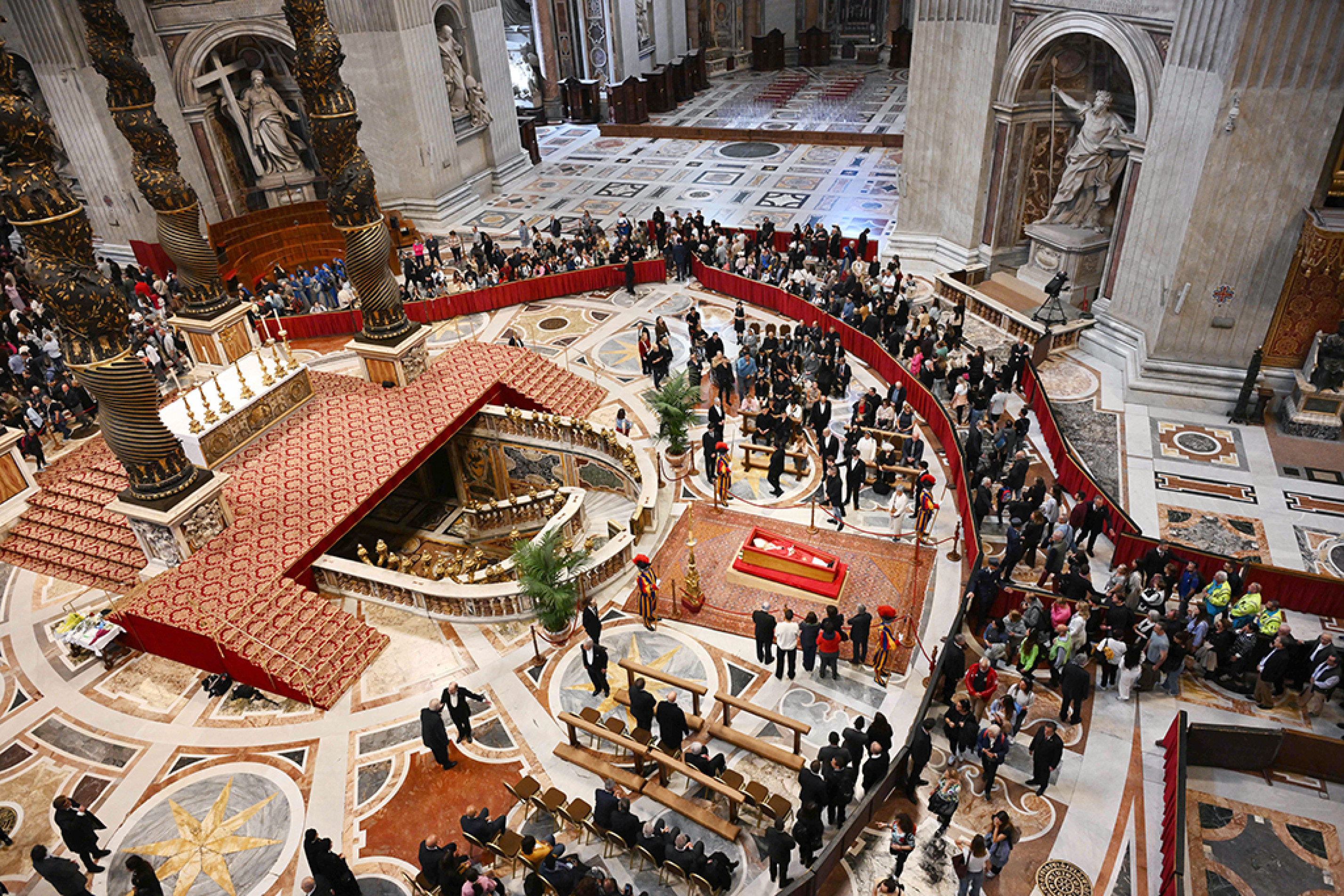 Sepultamento do Papa será realizado no sábado

