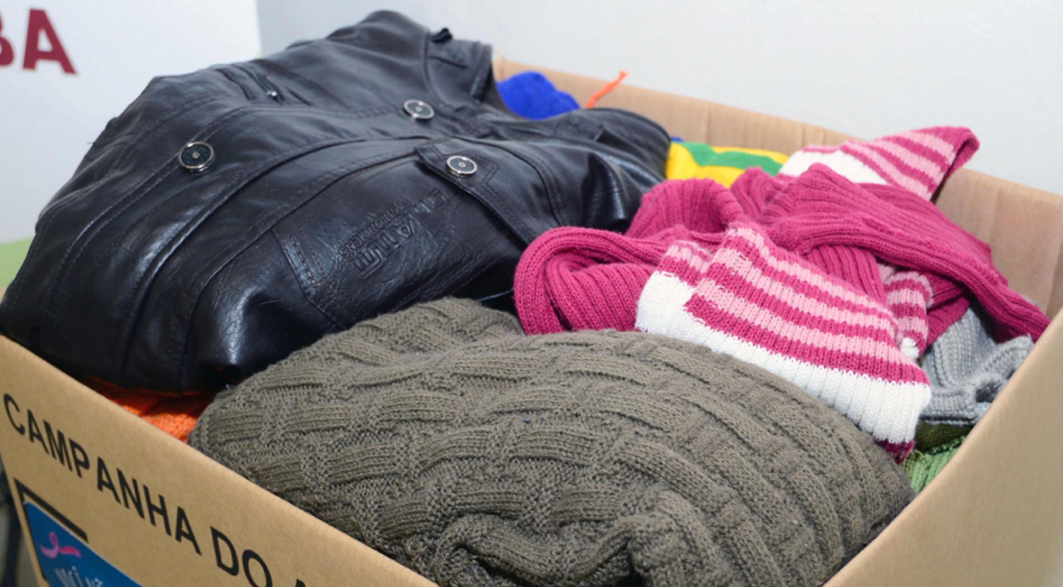 Campanha de Inverno 2025 arrecada cobertores e agasalhos