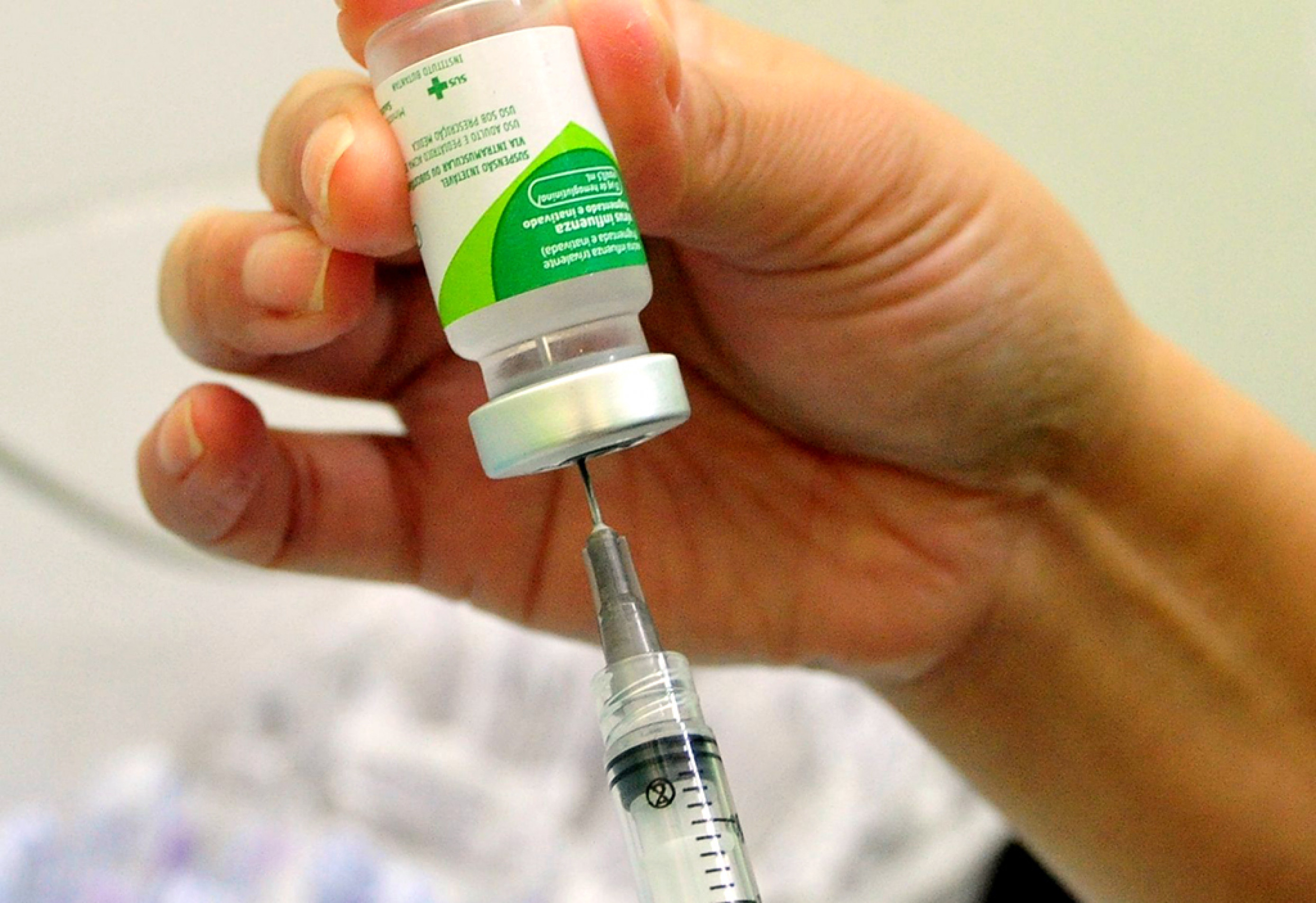 Vacinação é a maneira mais eficaz de se proteger contra a gripe
