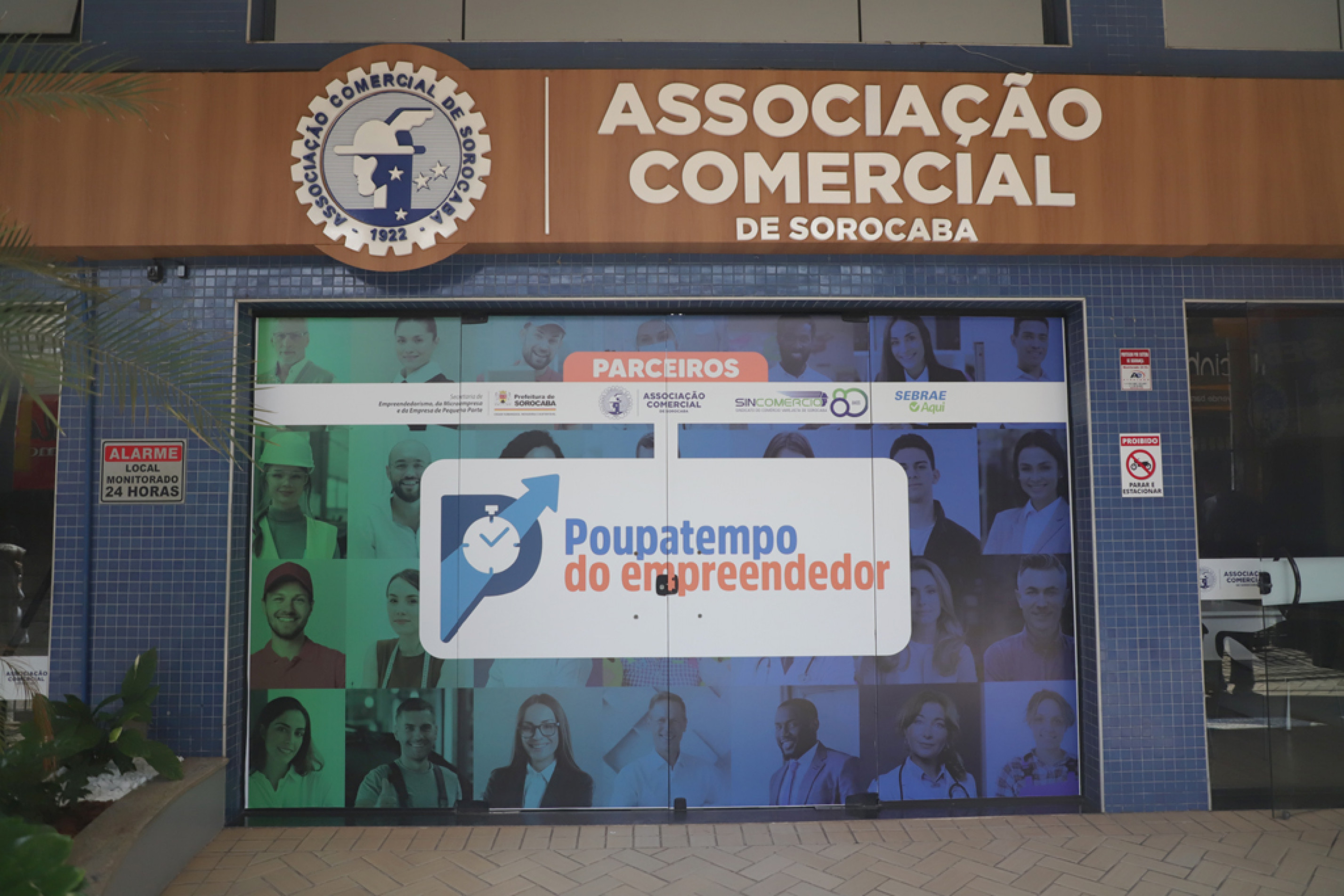  Associação Comercial tem Poupatempo que ajuda os empreendedores; cidade teve 76.301 MEIs em 2024
