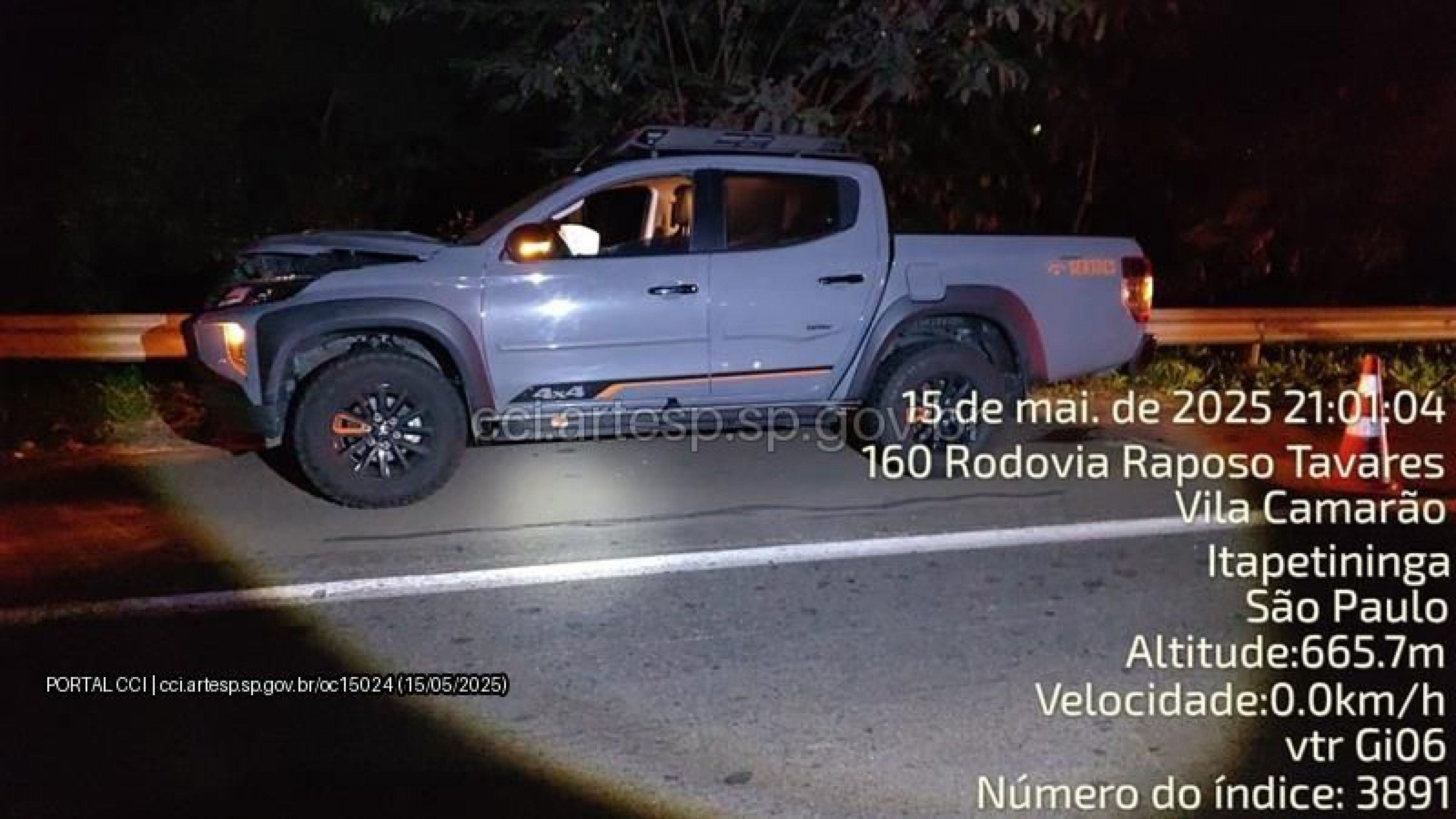 Ocorrência foi registrada no trecho de Itapetininga da SP-270; rodovia ficou parcialmente interditada