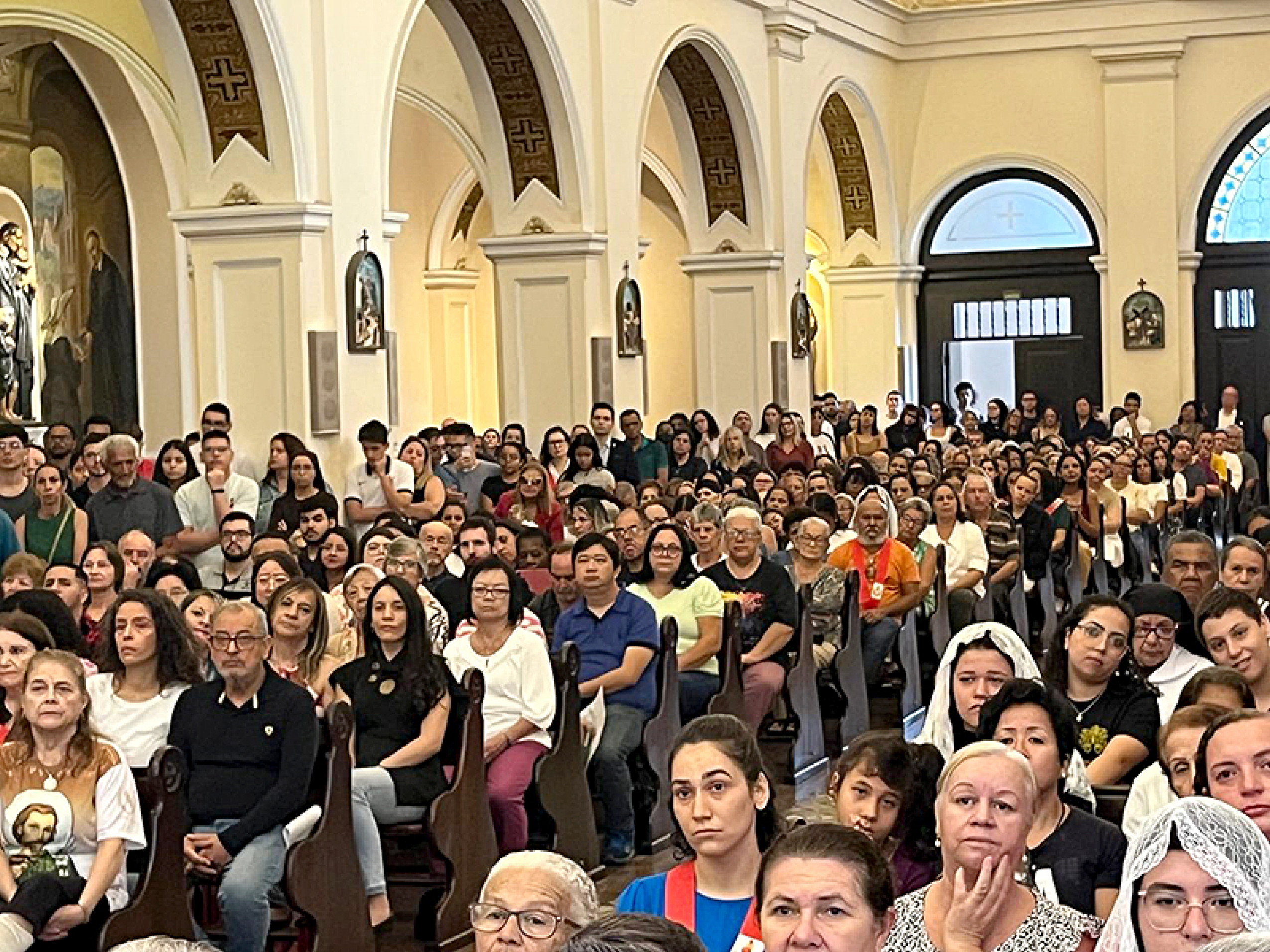 Celebração lotou a Catedral Metropolitana de Sorocaba na tarde de domingo
