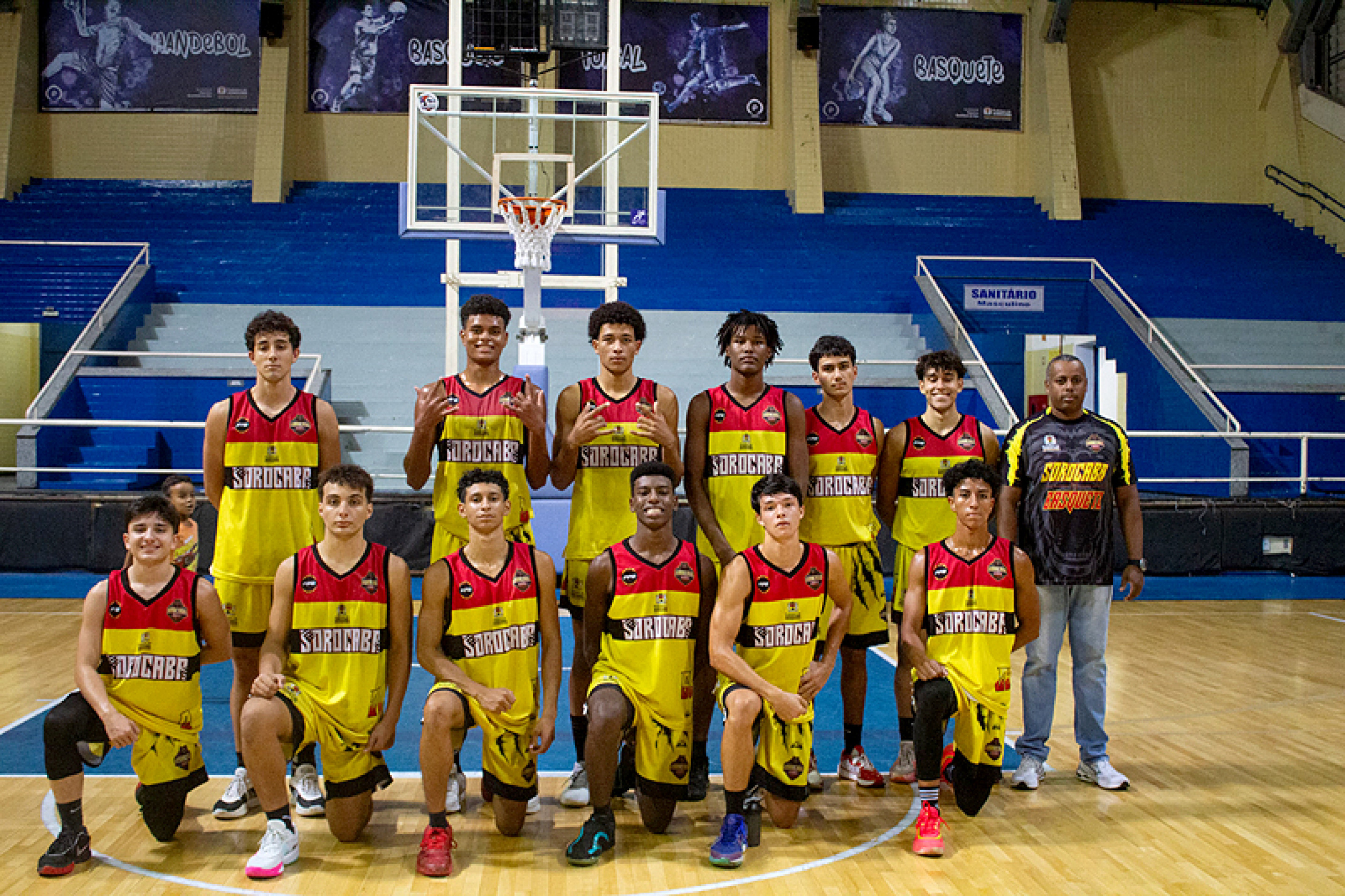 Time da categoria sub-18 se garante na disputa da fase estadual 