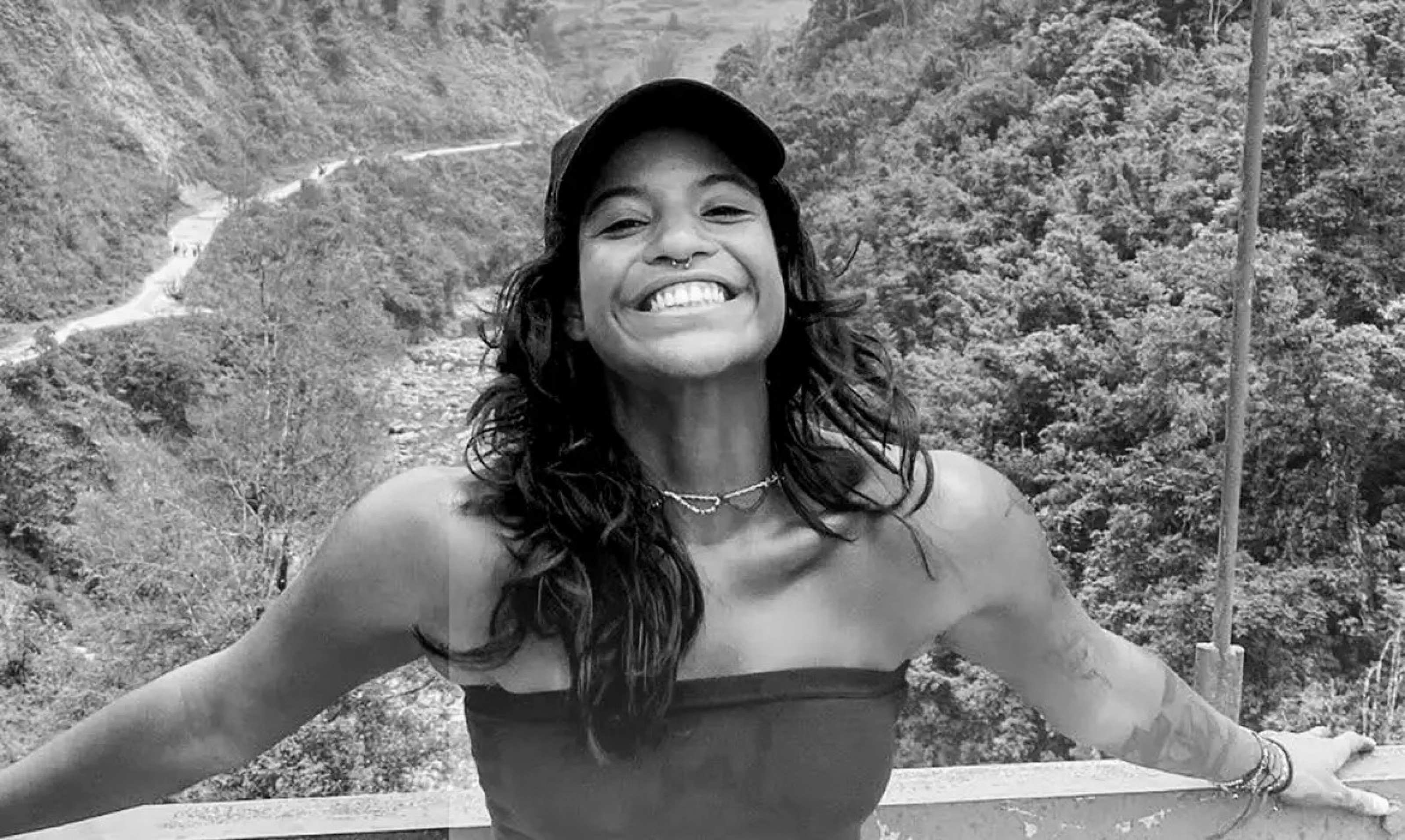Juliana Marins, de 26 anos, fazia uma trilha no Monte Rinjani, na Indonésia