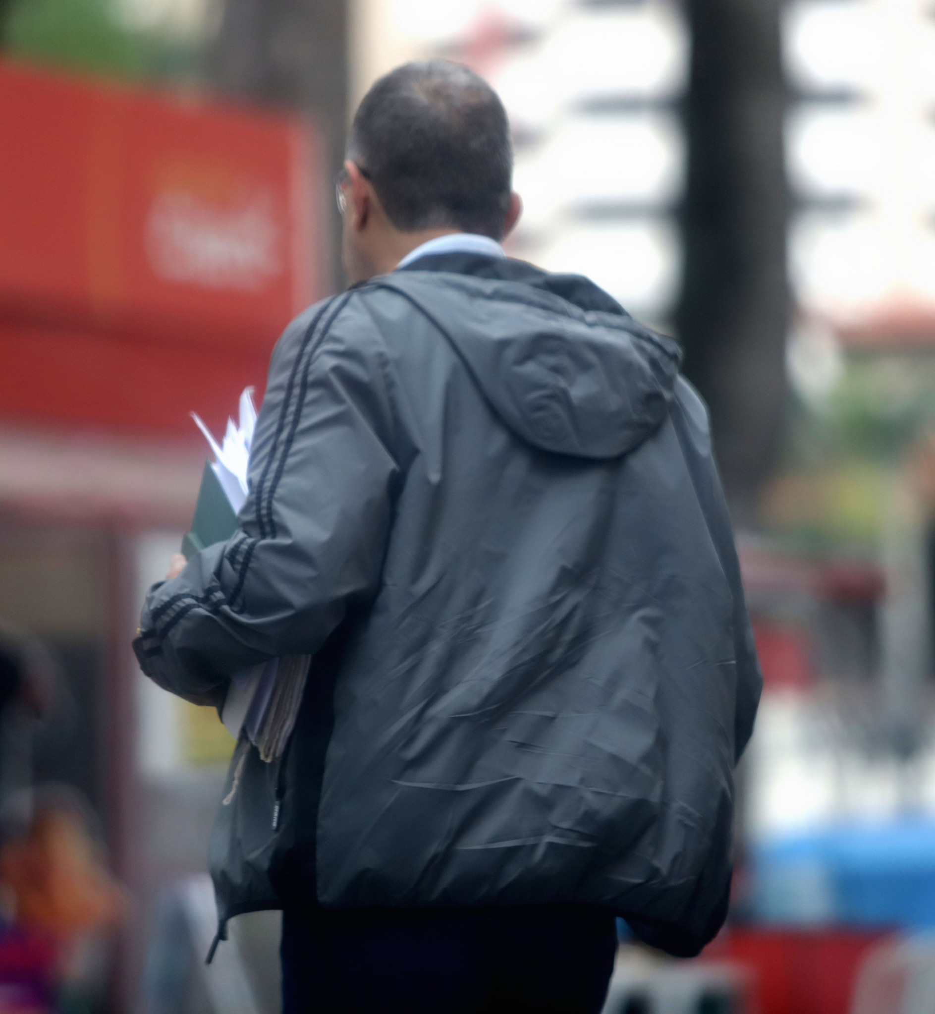 Independente da idade, os médicos afirmam que a primeira coisa é ficar bem agasalhado