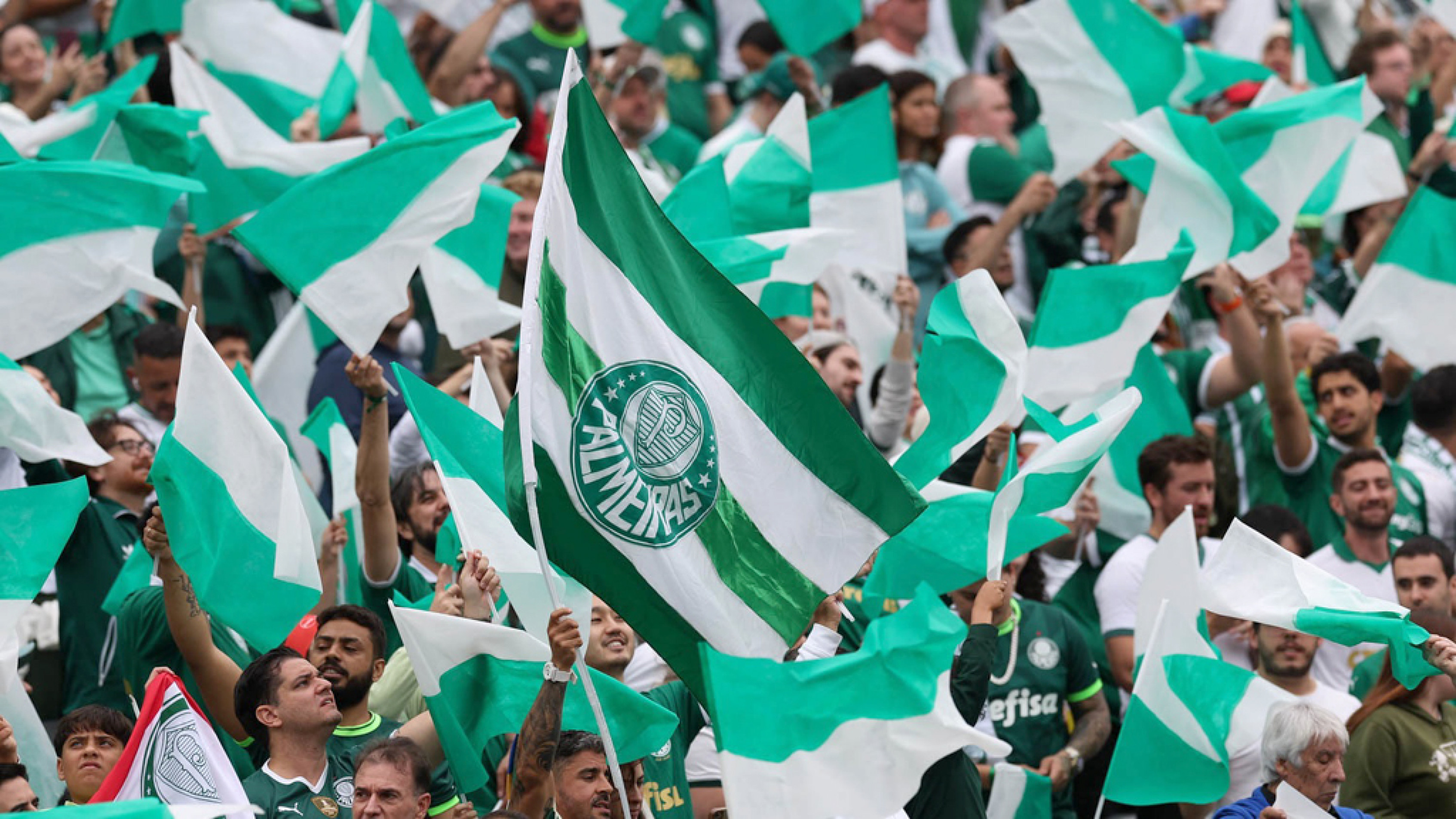 Torcida do Verdão é a mais presente entre as nacionais: mais de 47 mil pessoas por partida 
