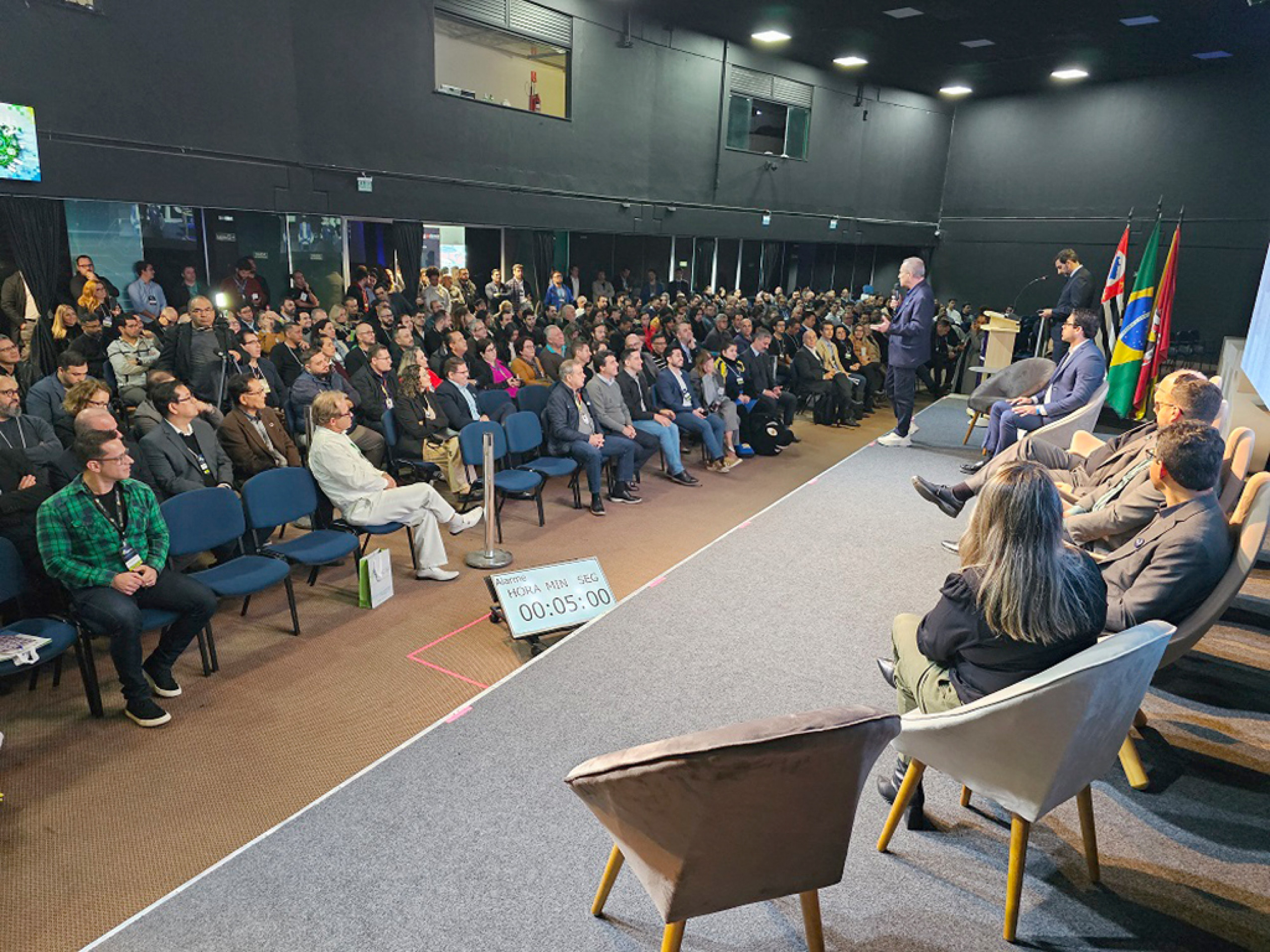 As exposições curtas e objetivas prendem a atenção do público
