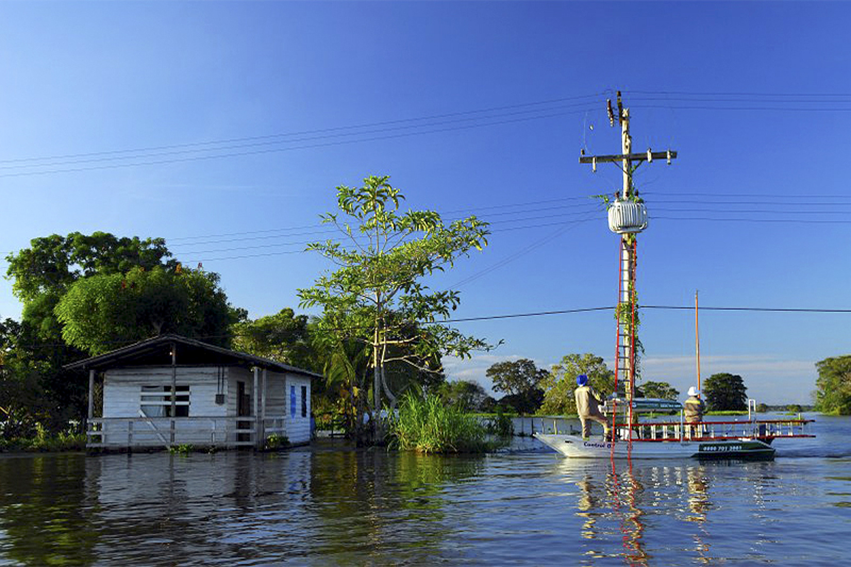 Nível do rio Negro subiu acima do normal para o mês de julho