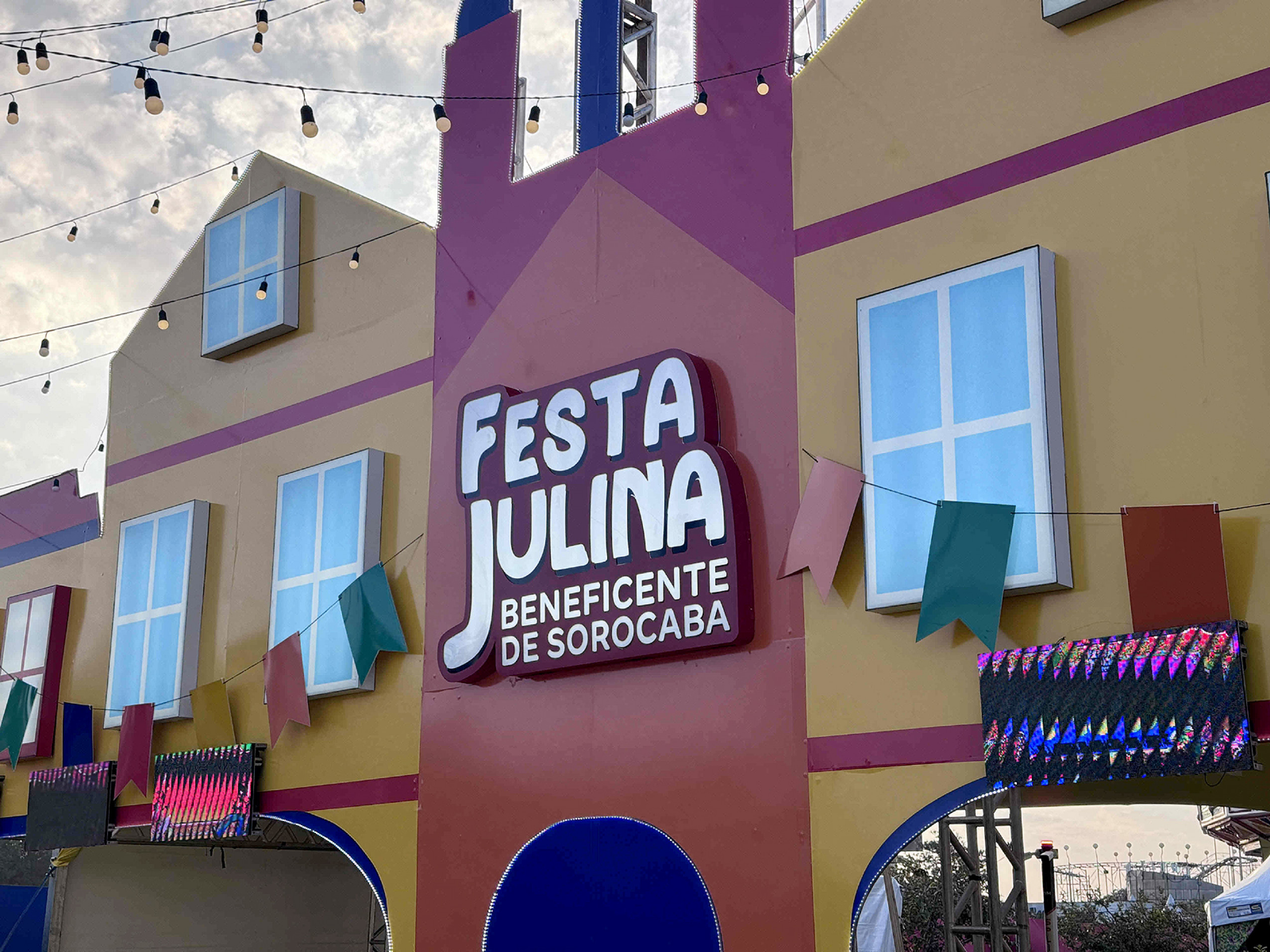 Em Sorocaba, 44ª Festa Julina prossegue até 3 de agosto com atrações diversificadas