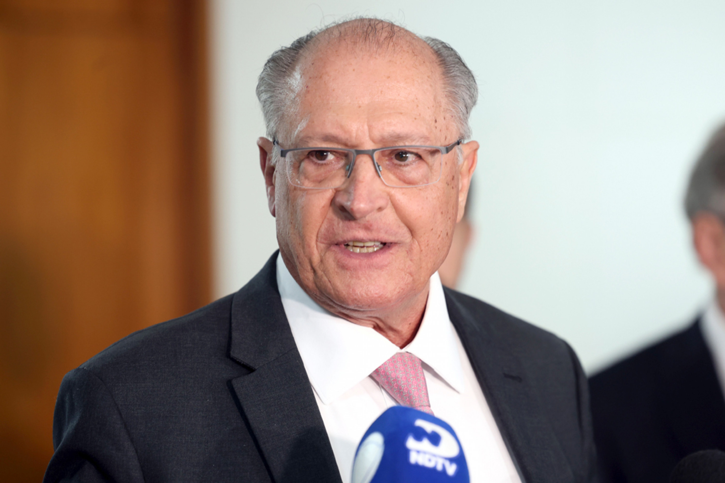 Alckmin (foto) e Mauro Vieira assinam carta
