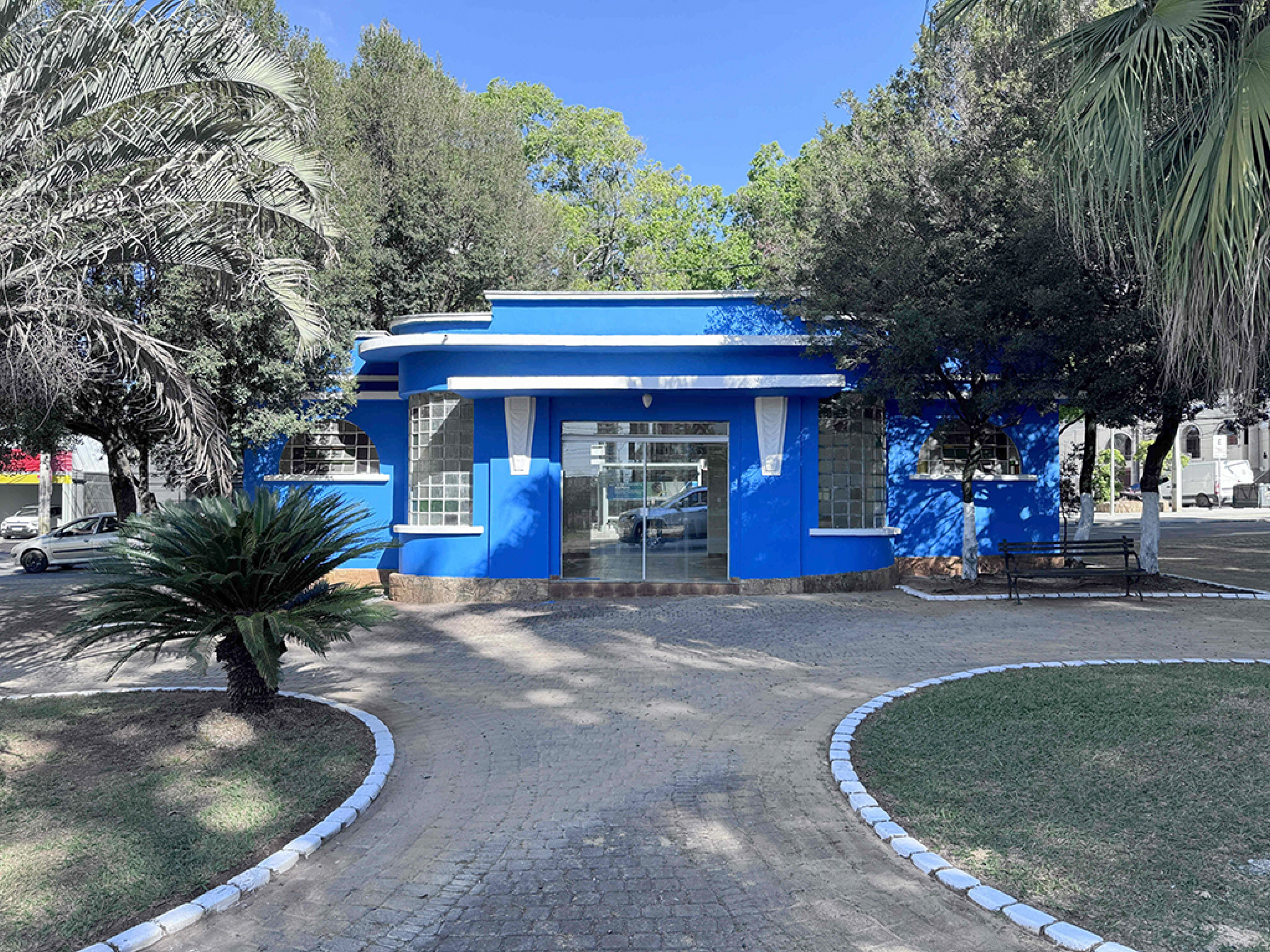 Imóvel que servirá os entregadores já foi pintado e as características serão preservadas
