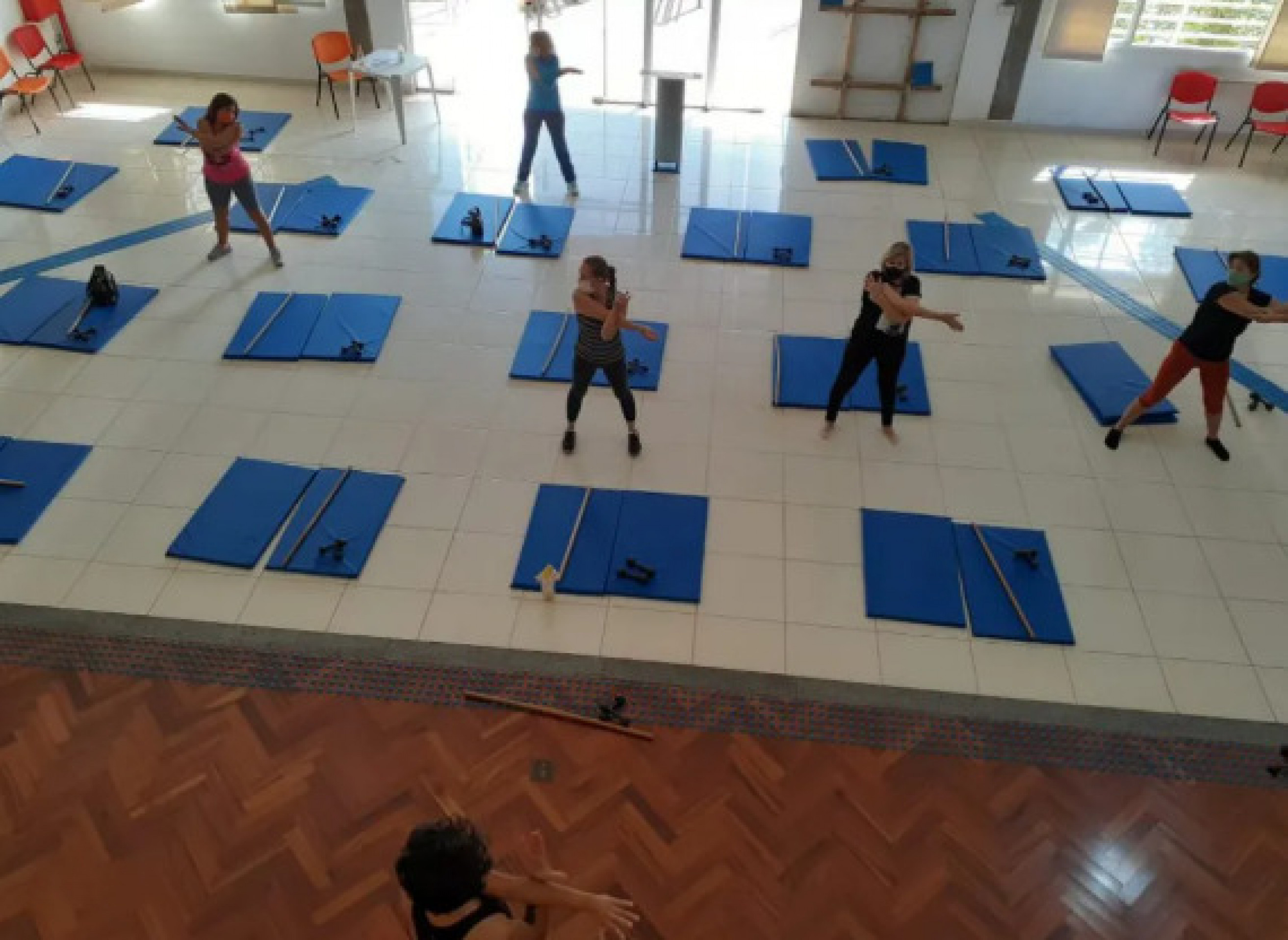 O Clube do Idoso está localizado na rua Padre Lara de Moraes, em Pinheiros