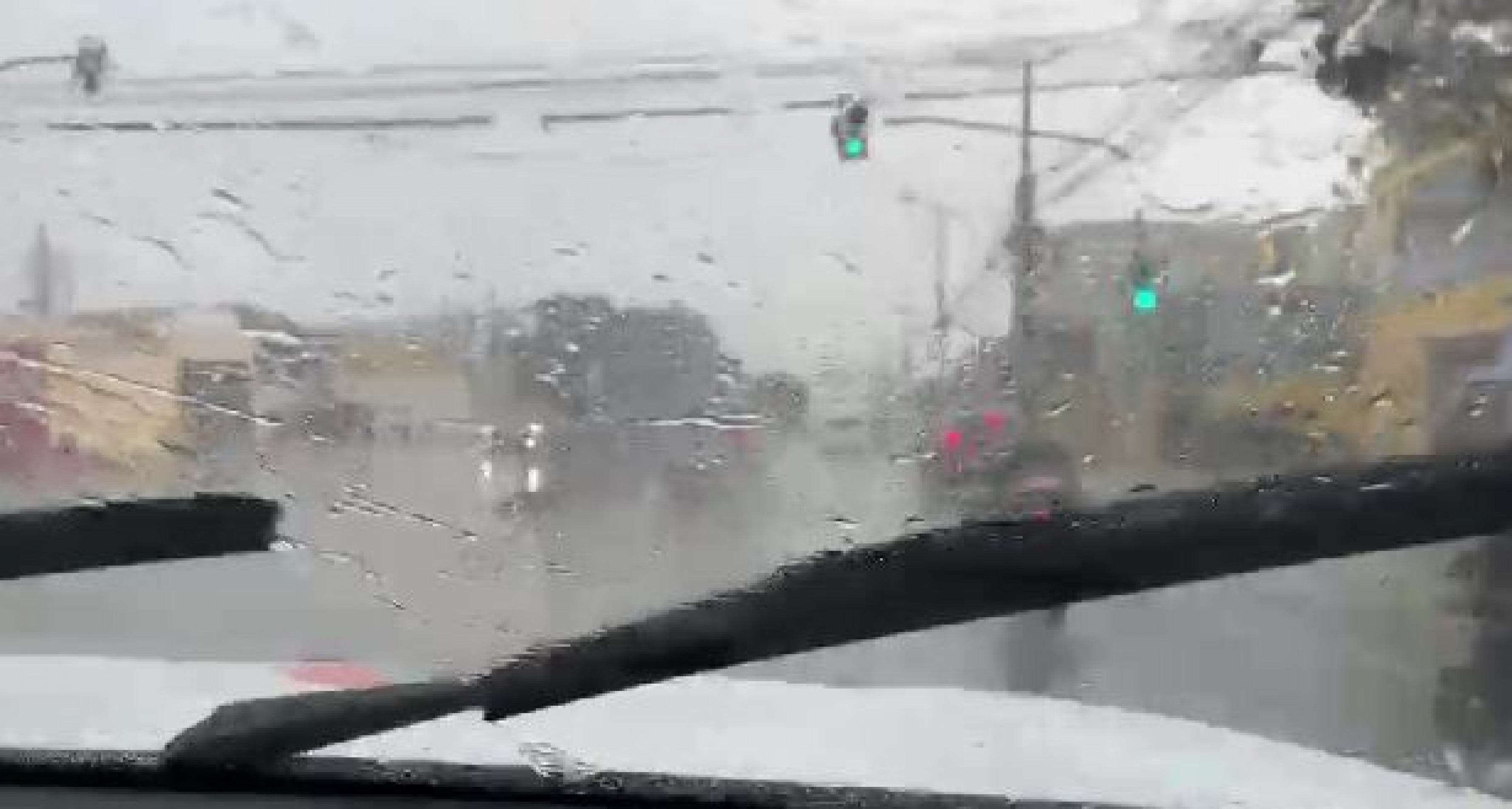 A chuva chegou por volta das 10h