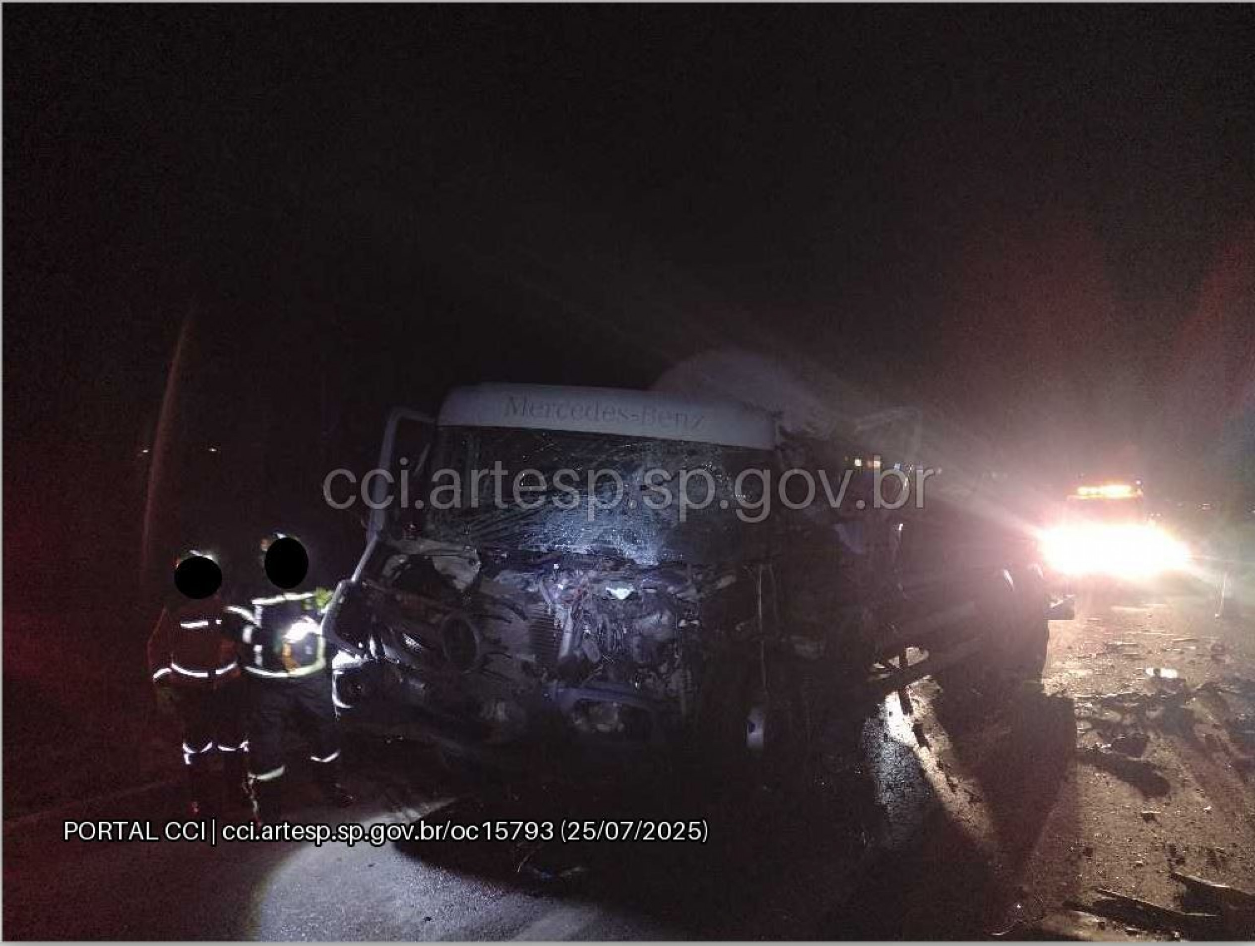 Uma outra pessoa que também estava no veículo no momento do acidente não se feriu