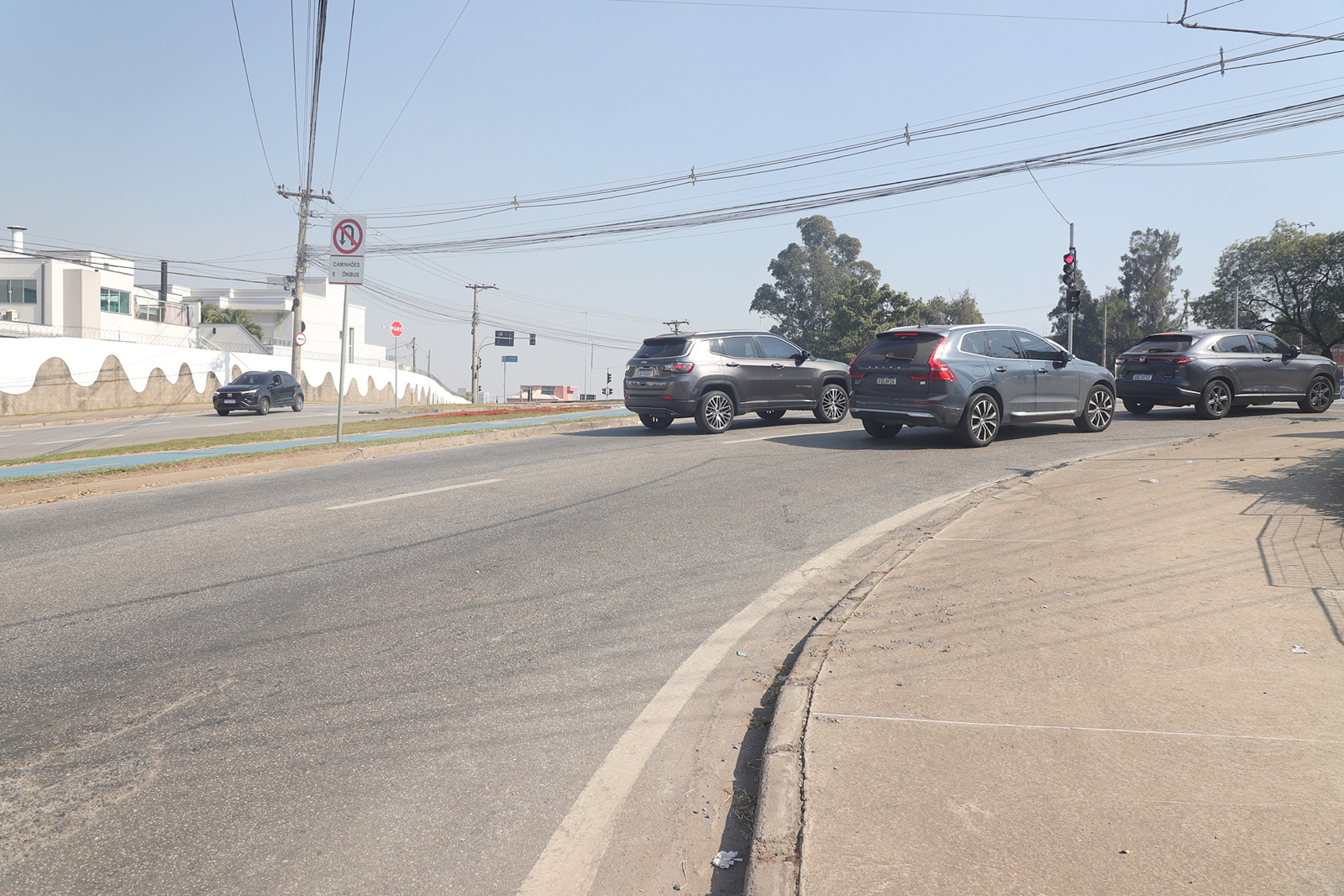 Tráfego da avenida Engenheiro Carlos Reinaldo Mendes deverá passar por baixo da avenida Três de Março (foto)