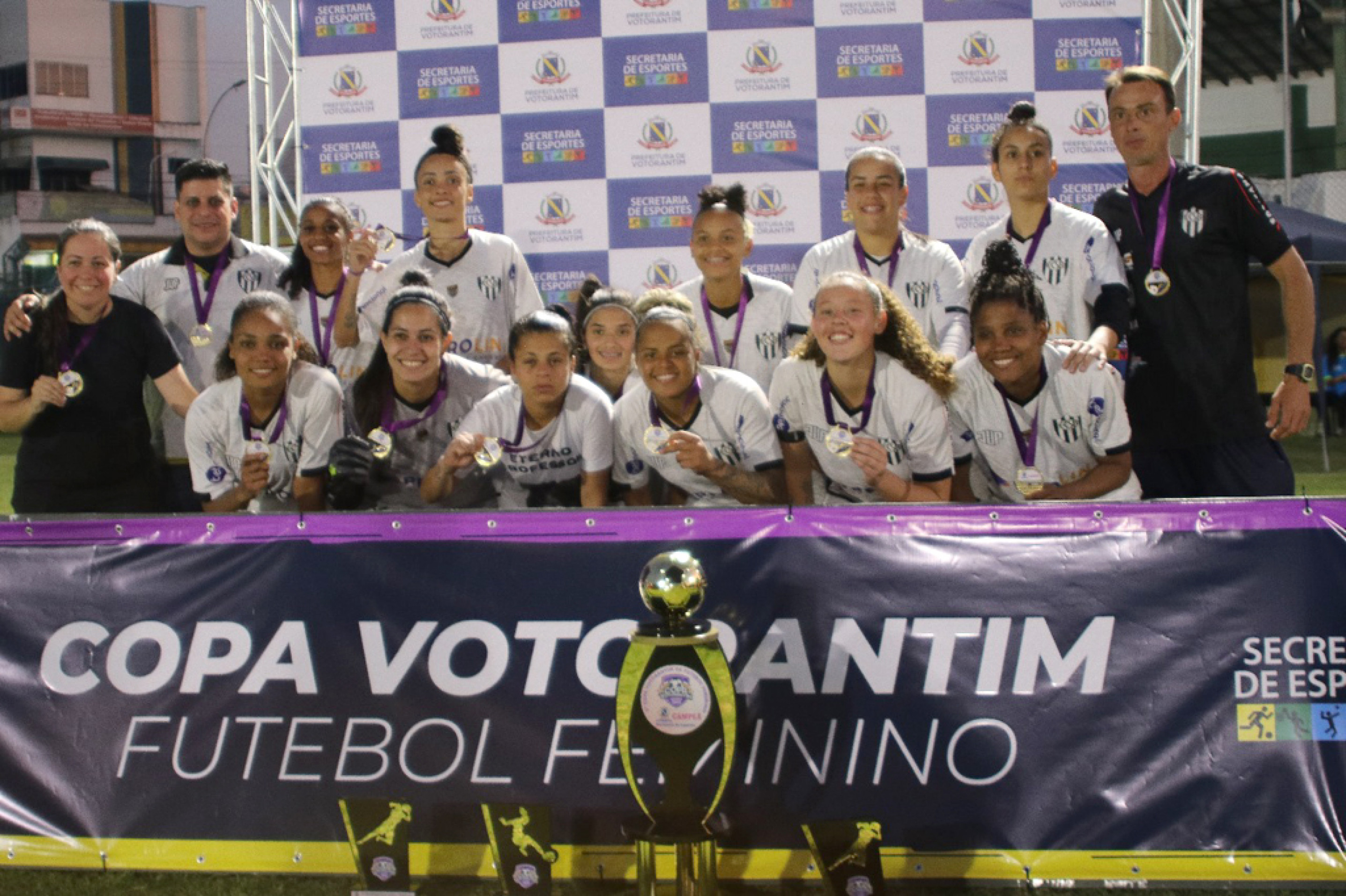 Time do ABC comemora a vitória sobre Campinas nos pênaltis: 4 a 3 