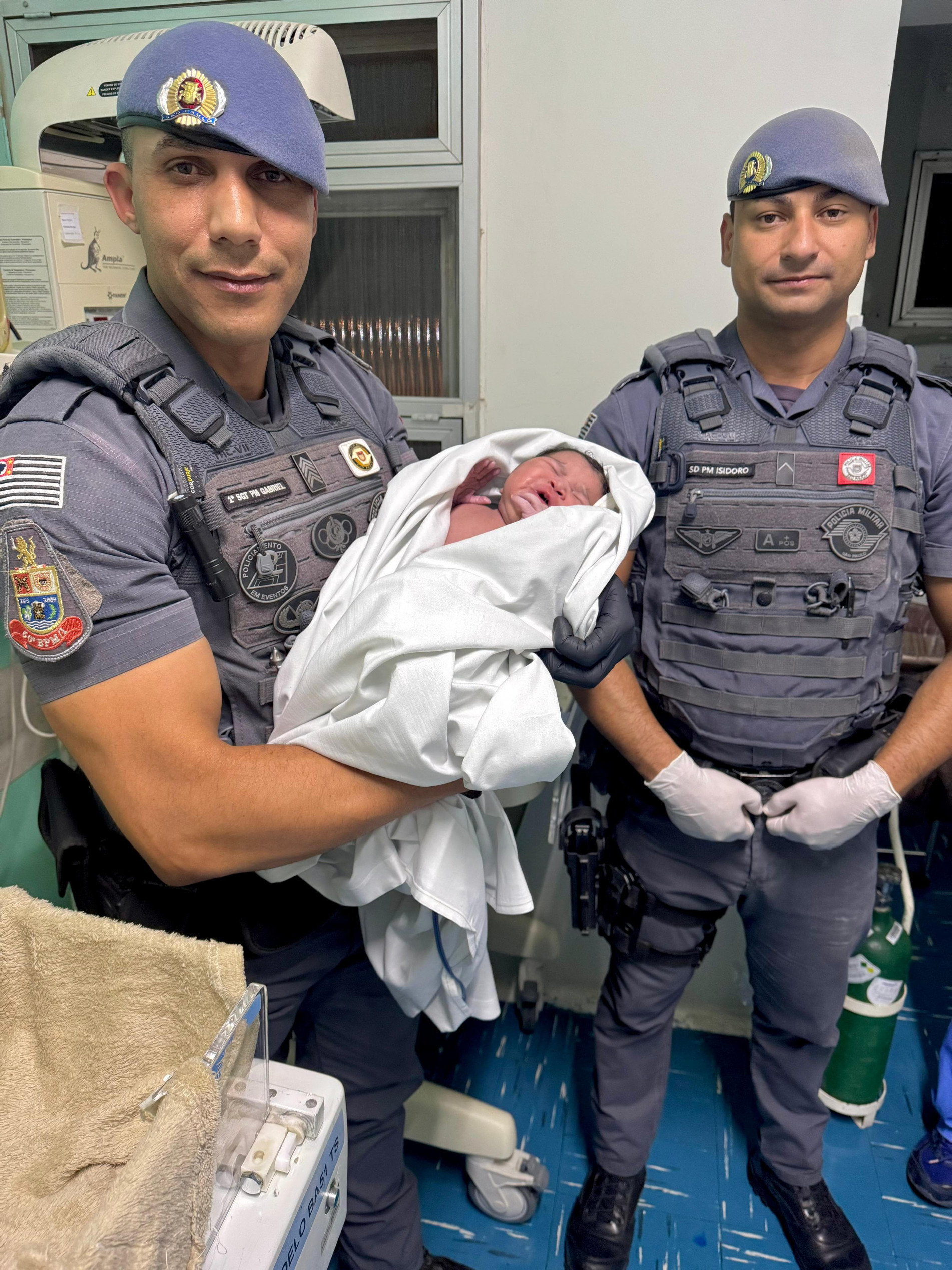 PM garante apoio a gestante em trabalho de parto durante patrulhamento