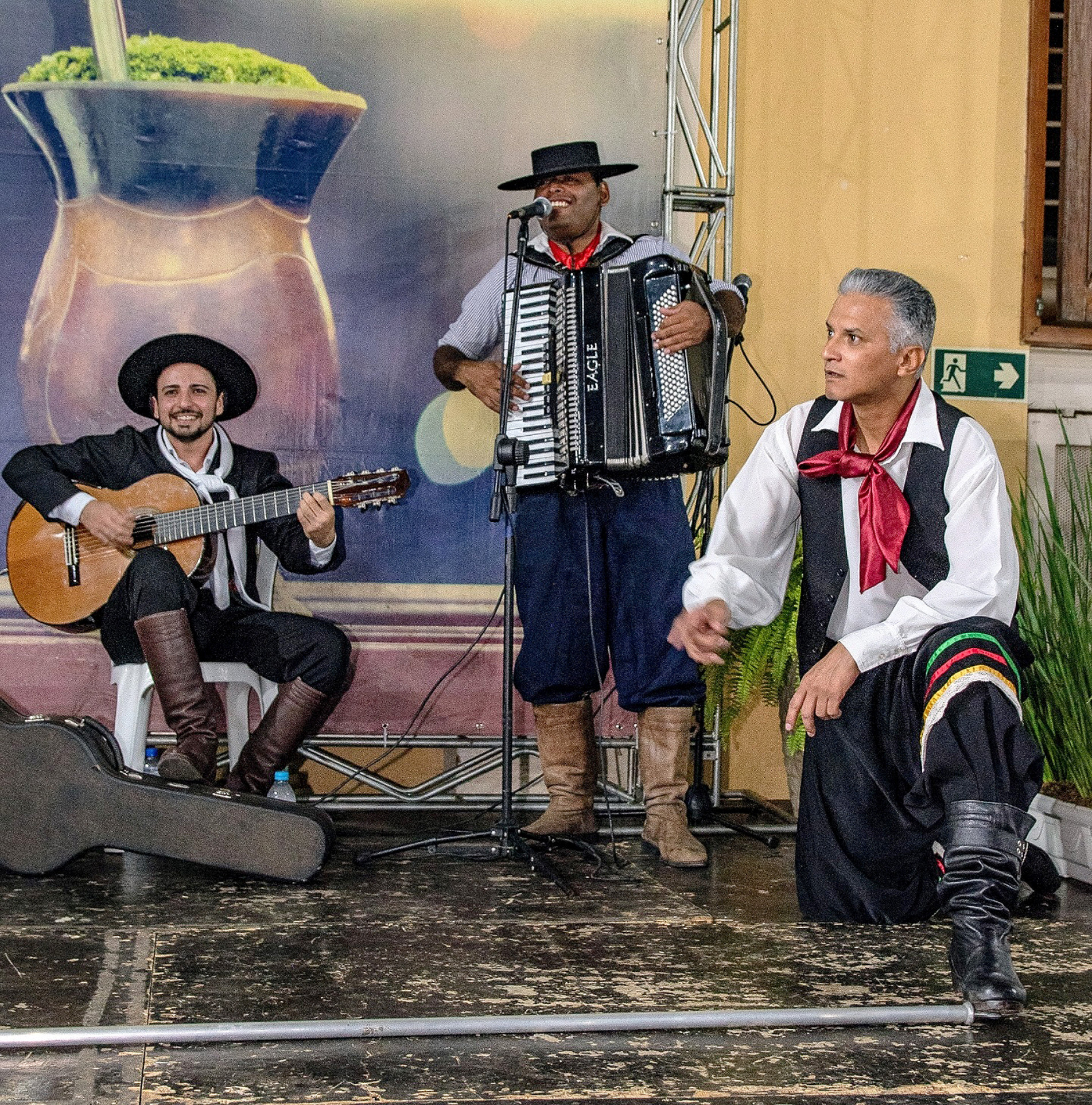 Grupo Folclórico Herdeiros Farroupilha, de Porto Alegre (RS), estará presente todos os dias
