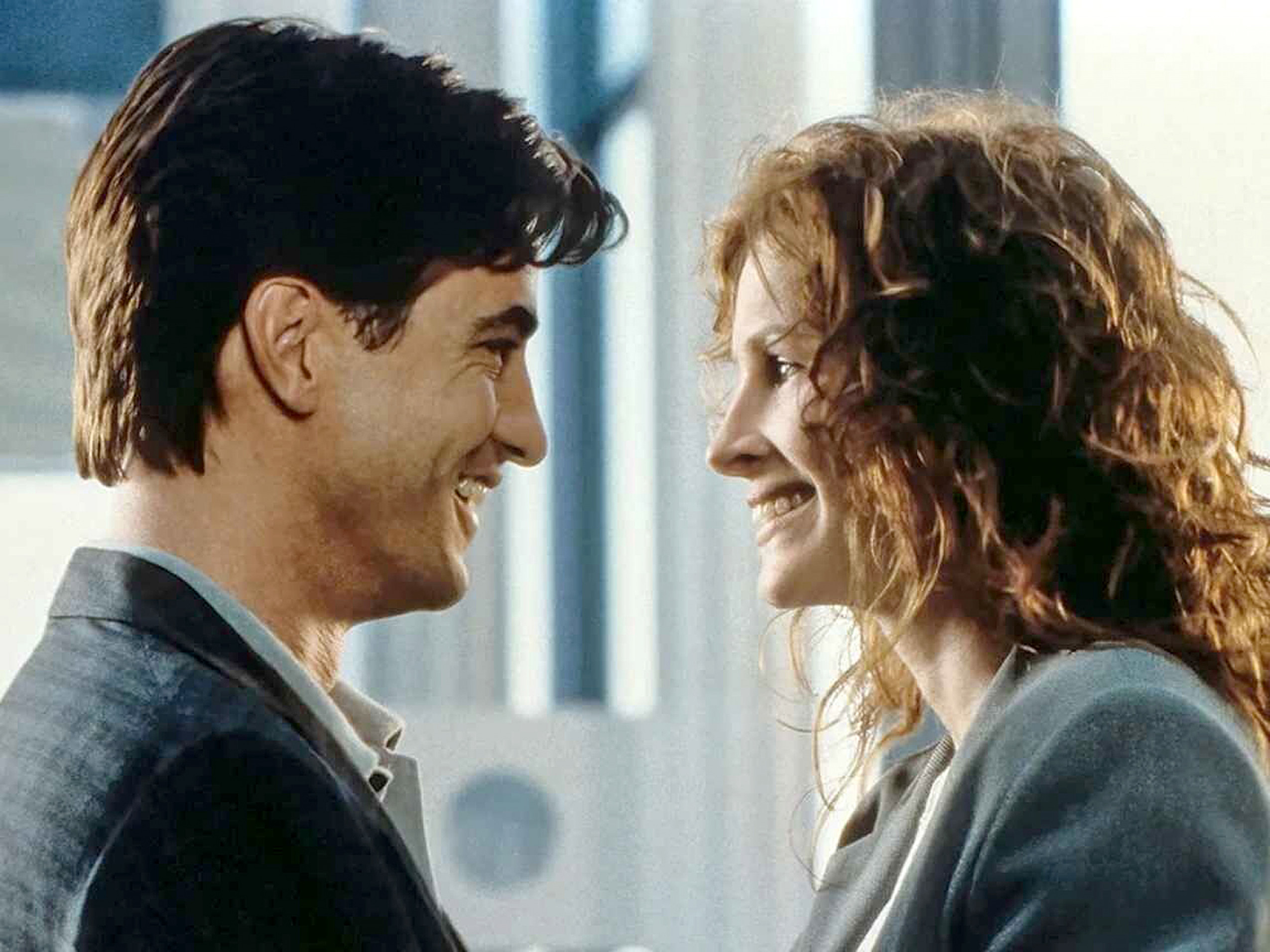 Julia Roberts e Dermot Mulroney terão história recontada 
