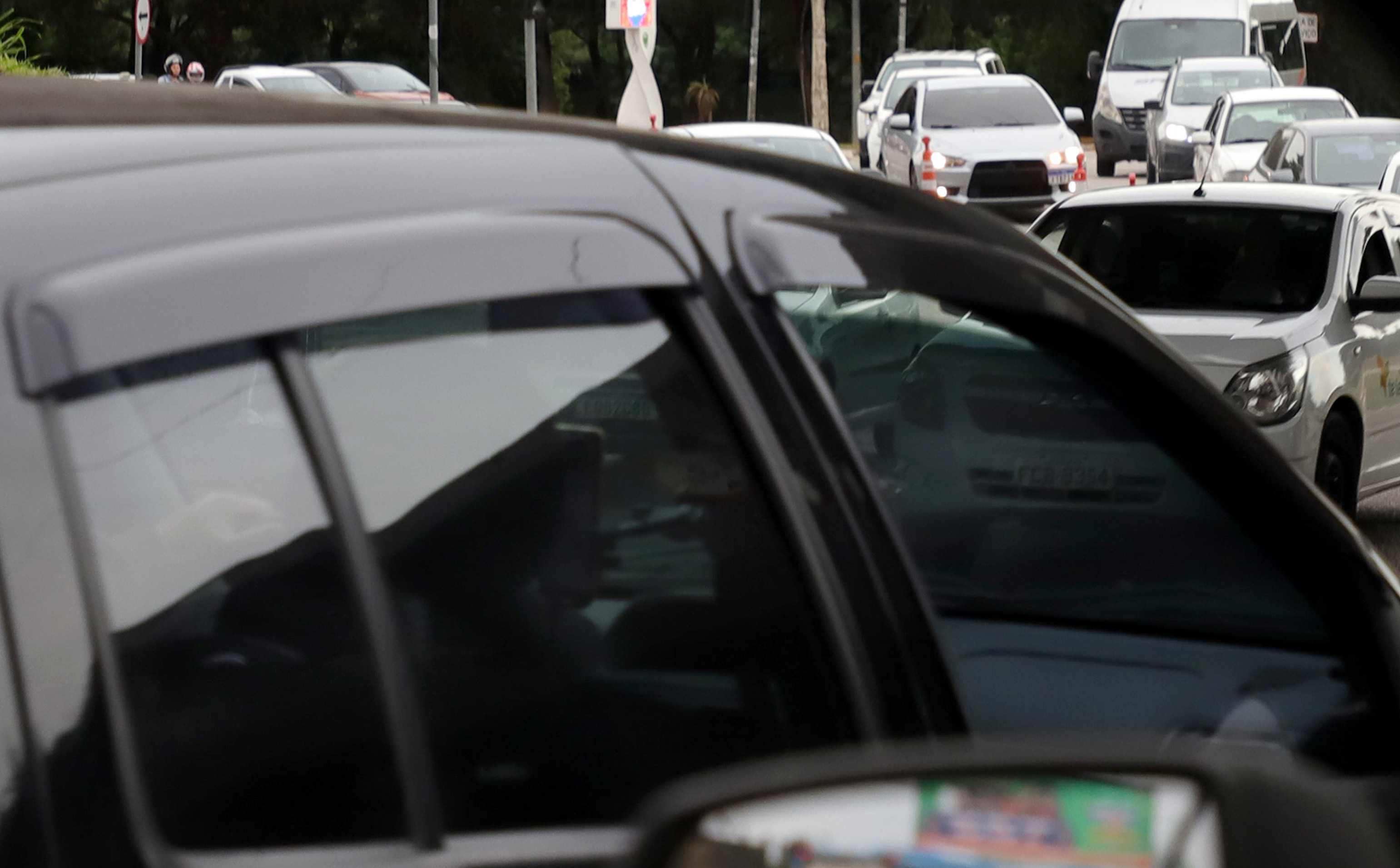 Federação Nacional da Distribuição de Veículos Automotores está revendo projeções
