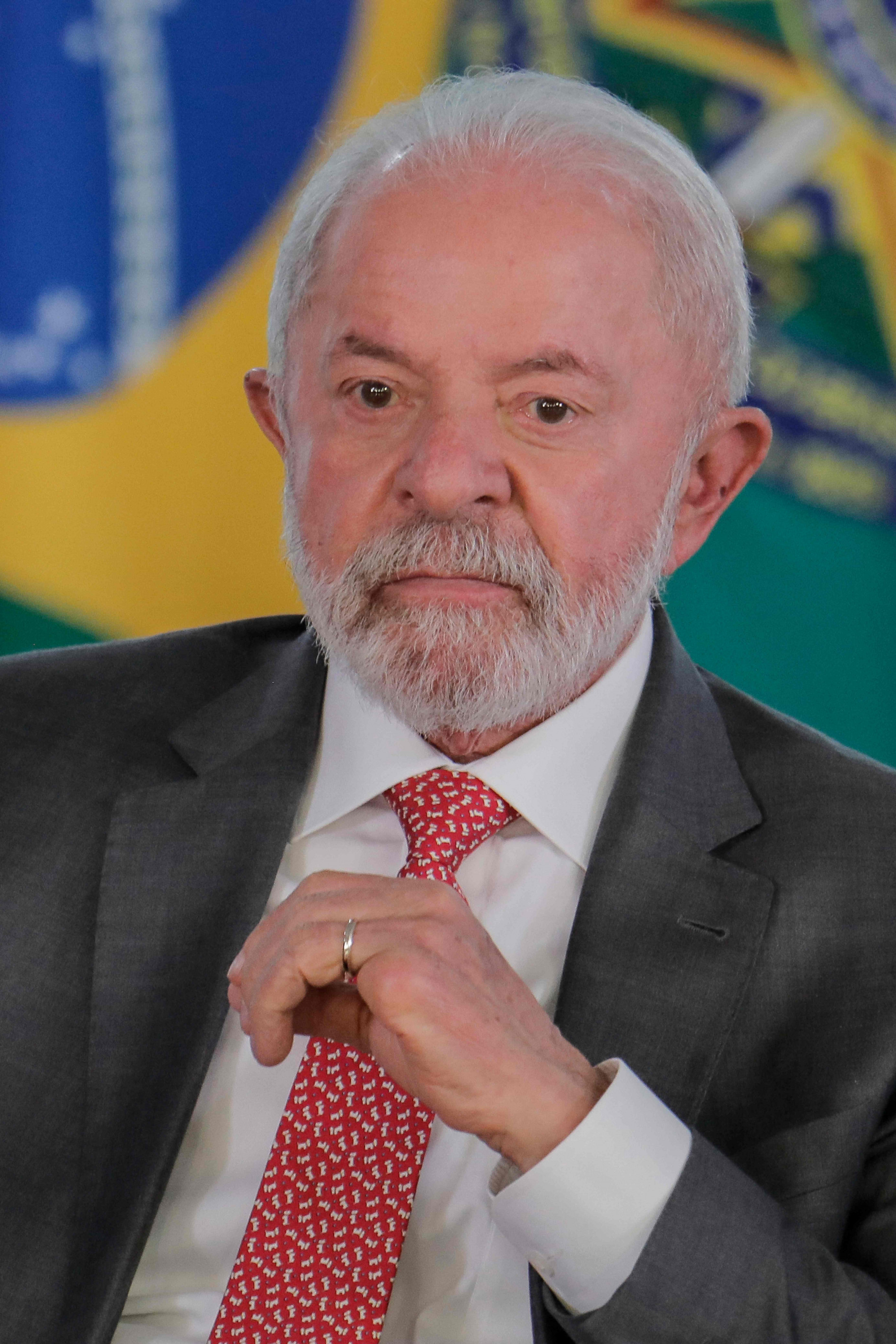 O Partido dos Trabalhadores (PT) aprovou na sexta-feira (1º) uma carta na qual pede que o presidente Luiz Inácio Lula da Silva suspenda relações diplomáticas e comerciais com o governo de Benjamin Netanyahu, de Israel