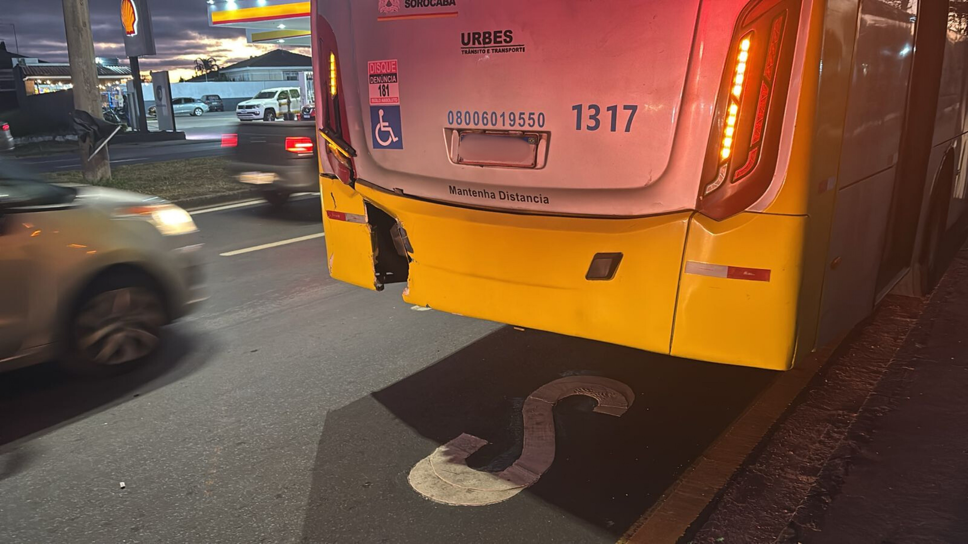 Motociclista foi encaminhado para o Conjunto Hospitalar de Sorocaba
