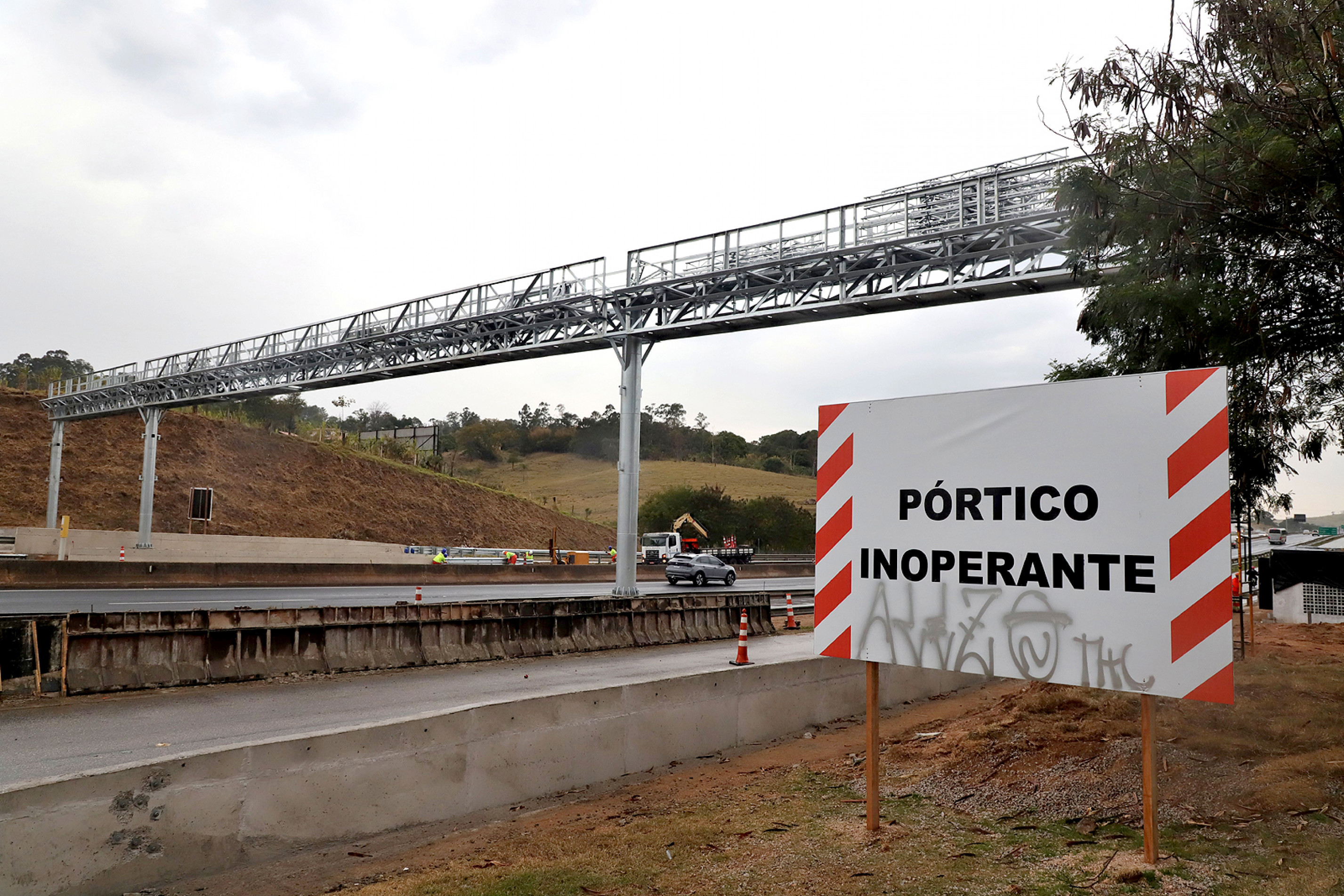 Estrutura foi montada no km 95 da Raposo Tavares
