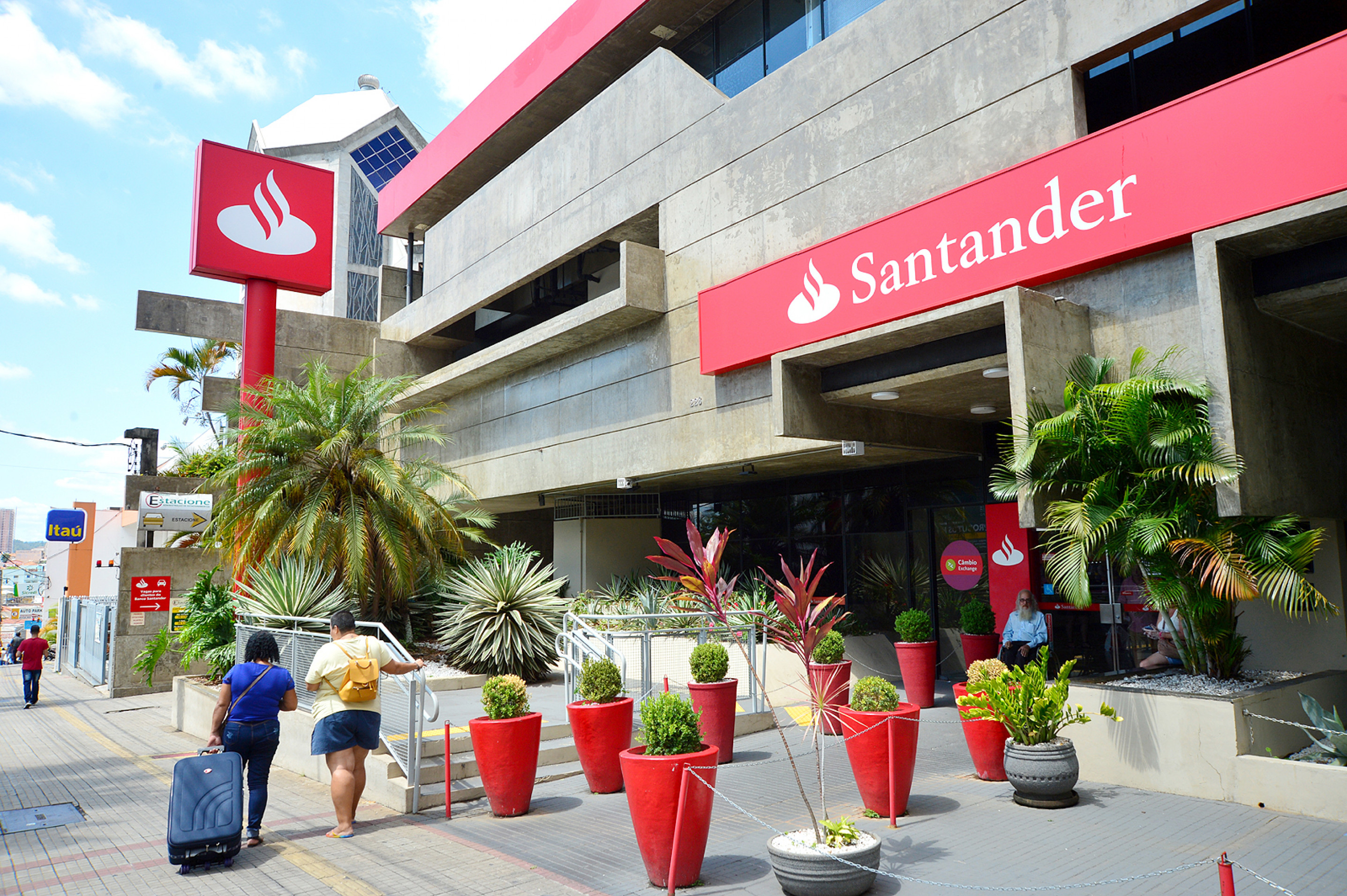 Bancos aumentaram a cautela na liberação de crédito